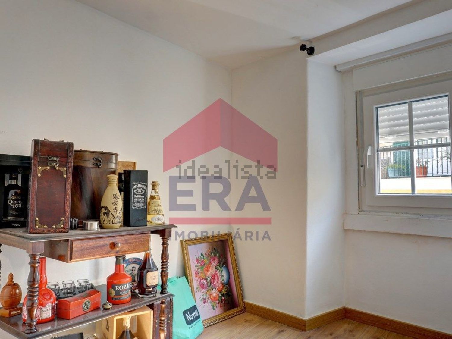 小楼房或独栋别墅出售在Rua do Meio - 照片