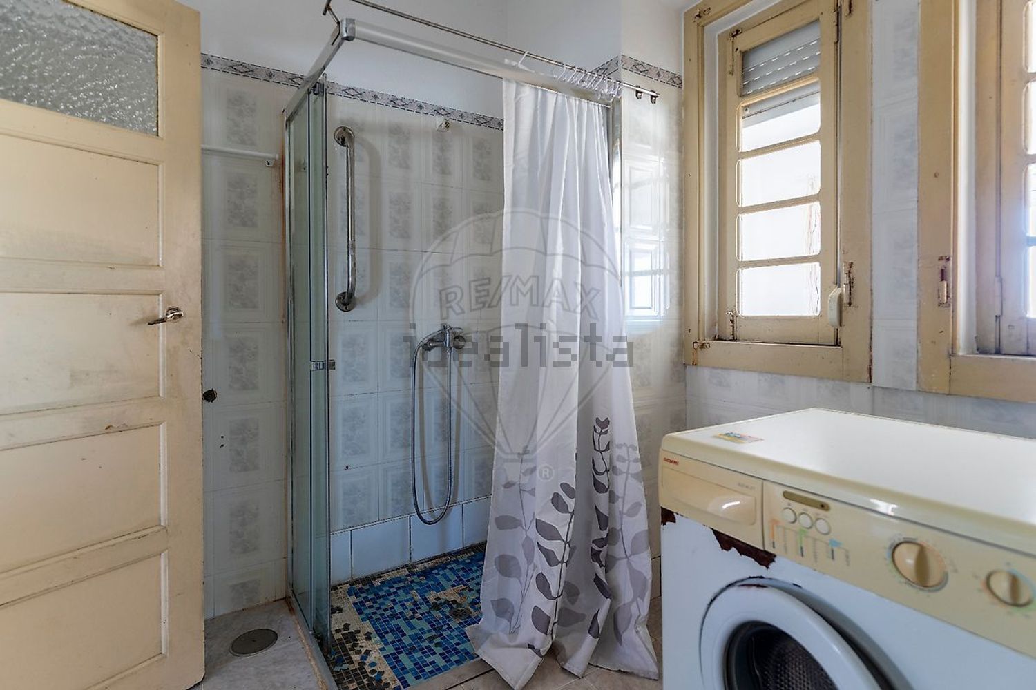 小楼房或独栋别墅出售在Rua da Guerra Peninsular - 卫生间