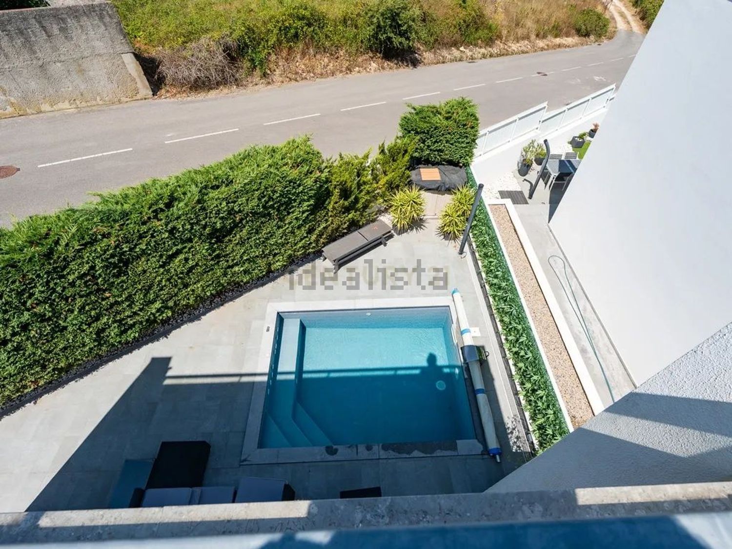 小楼房或独栋别墅出售在Rua dos Calços - 游泳池