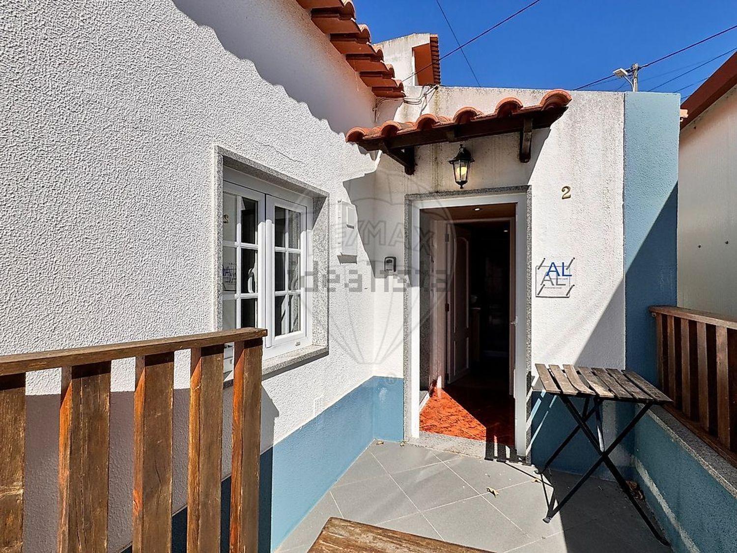 小楼房或独栋别墅出售在Rua da Figueira - 阳台