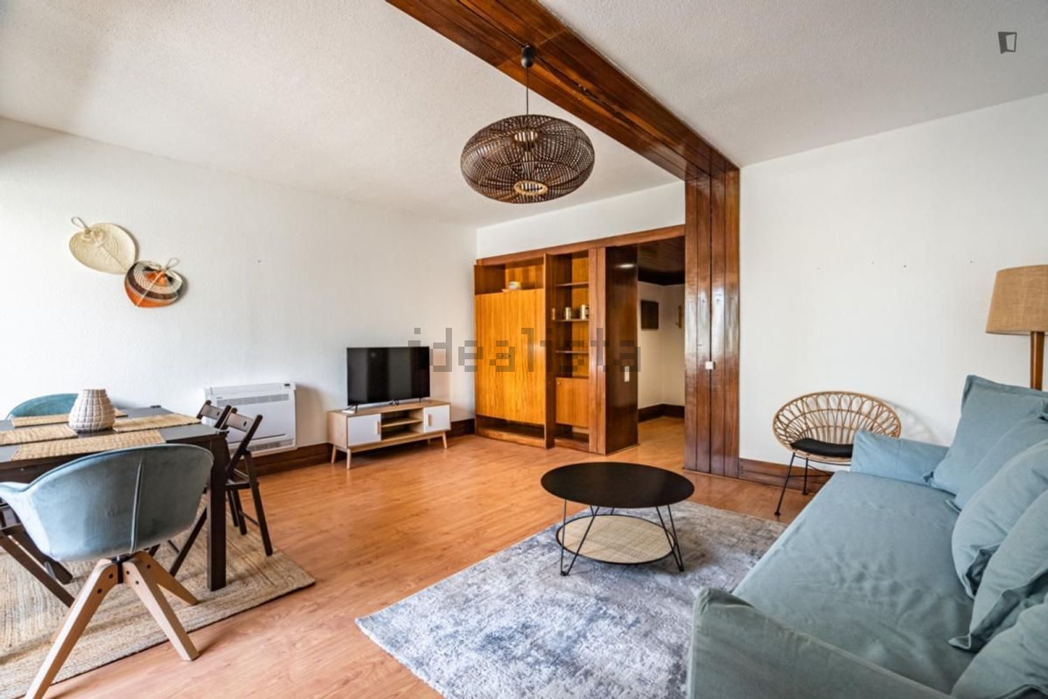 出租公寓 t2在Rua da Azinheira - 客厅