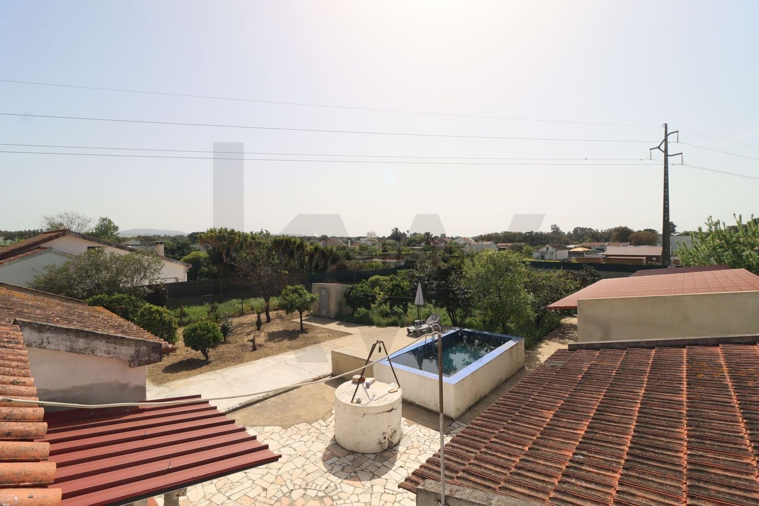 小楼房或独栋别墅出售在Rua António Aleixo - 阳台