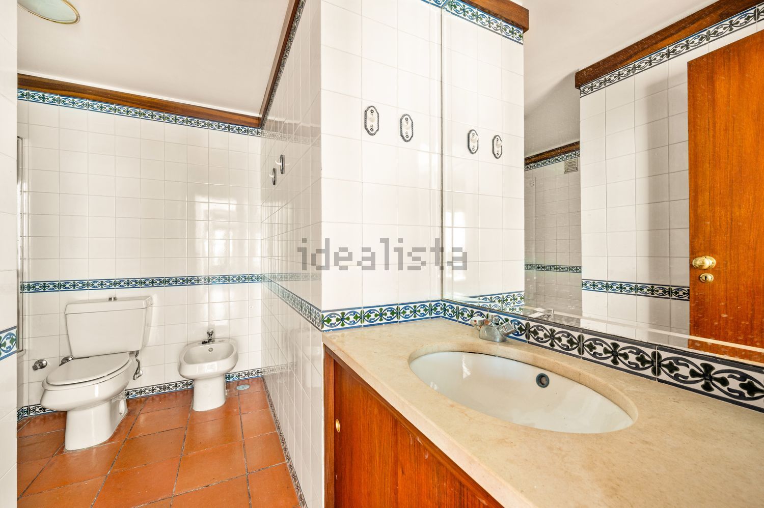 出租双拼别墅在Rua Ribatejo, 42 - 卫生间