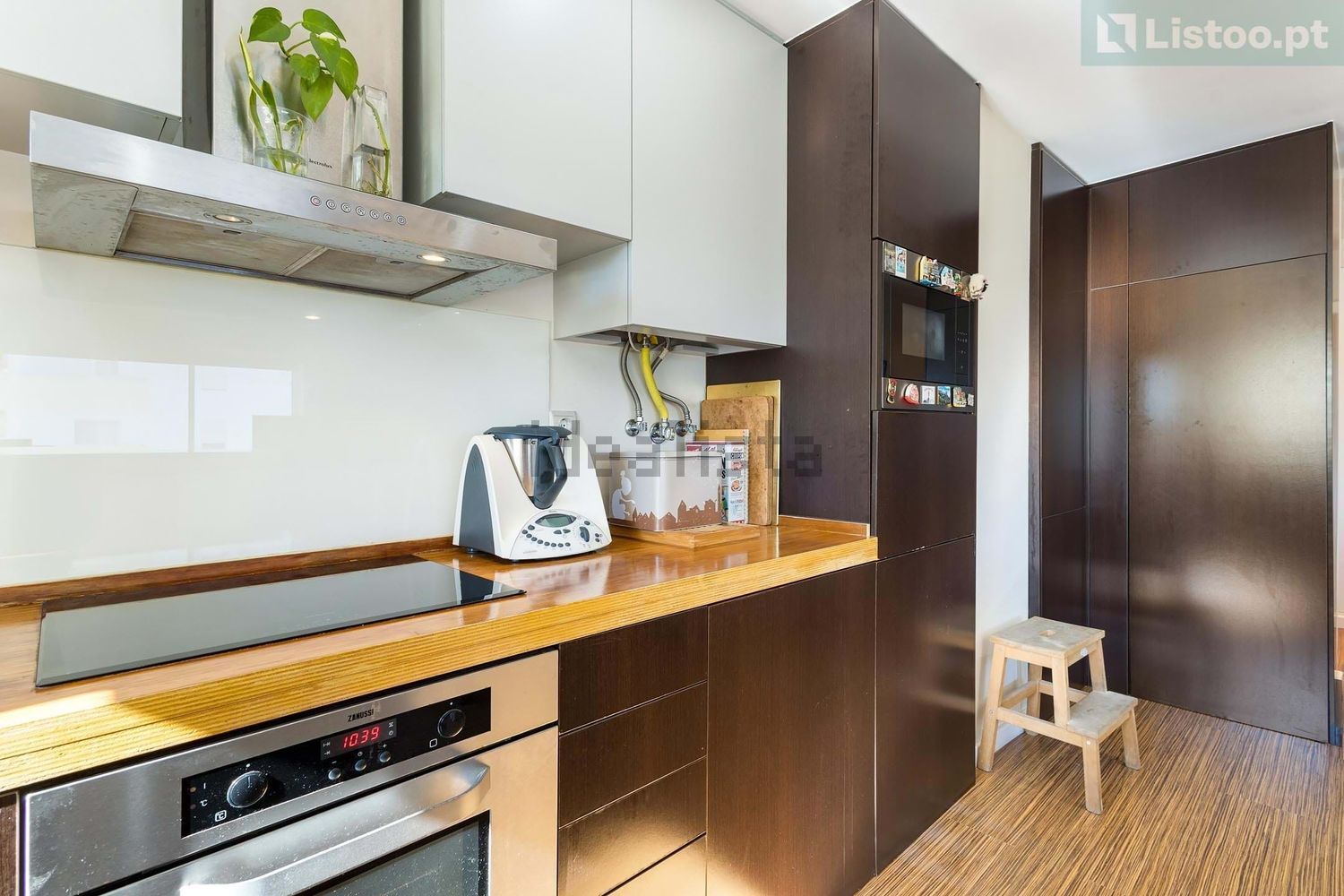 公寓 t3出售在Rua Álvaro Benamor - 厨房