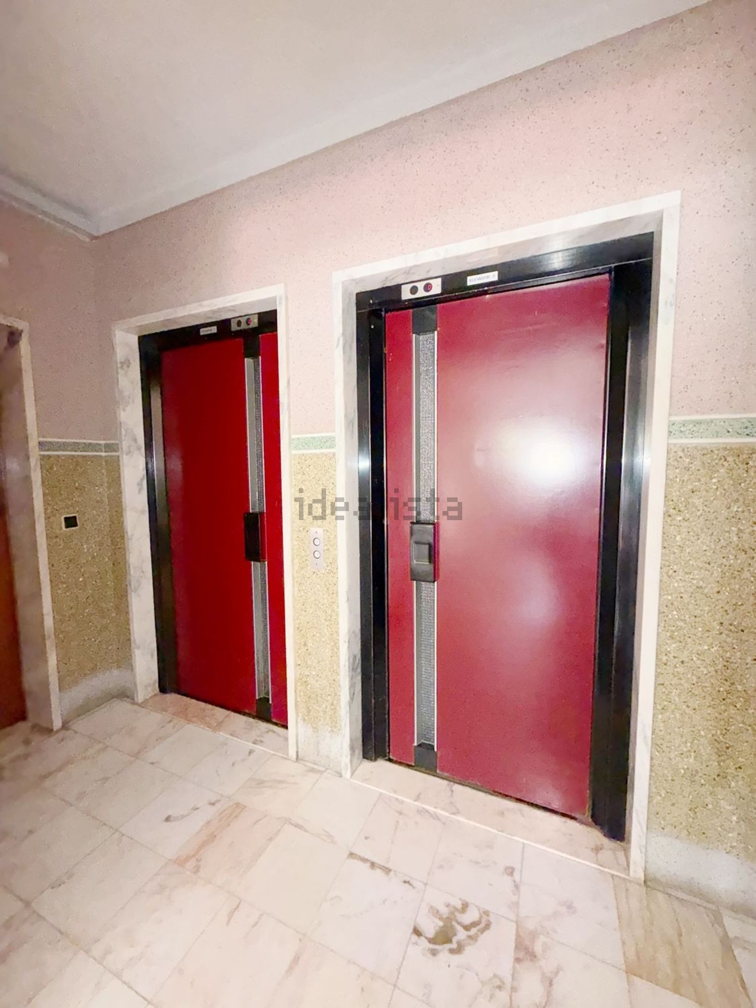 公寓 t1出售在Praceta General Norton de Matos, 4 - 电梯