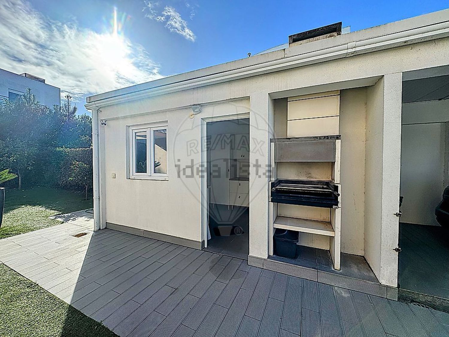 出租小楼房或独栋别墅在Rua Rosa Ramalho, 31 - 外立面