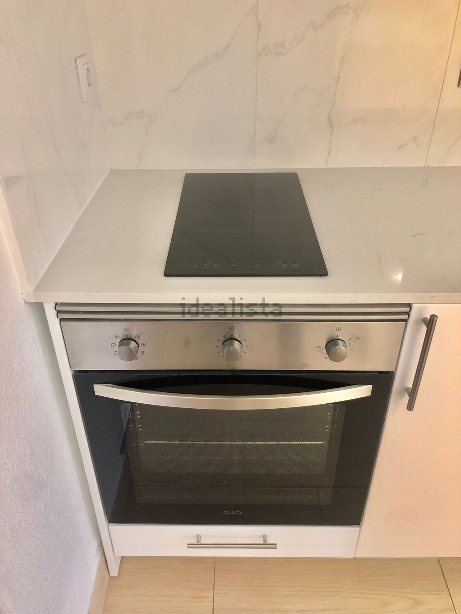 出租t0（单人公寓）在Rua Infante Dom Pedro, 1 - 厨房