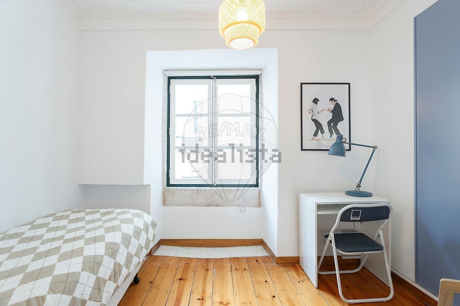 出租公寓 t2在Rua Bartolomeu de Gusmão - 客厅