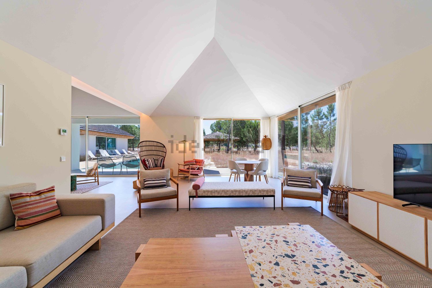 小楼房或独栋别墅出售在Estrada de Bicas - 客厅