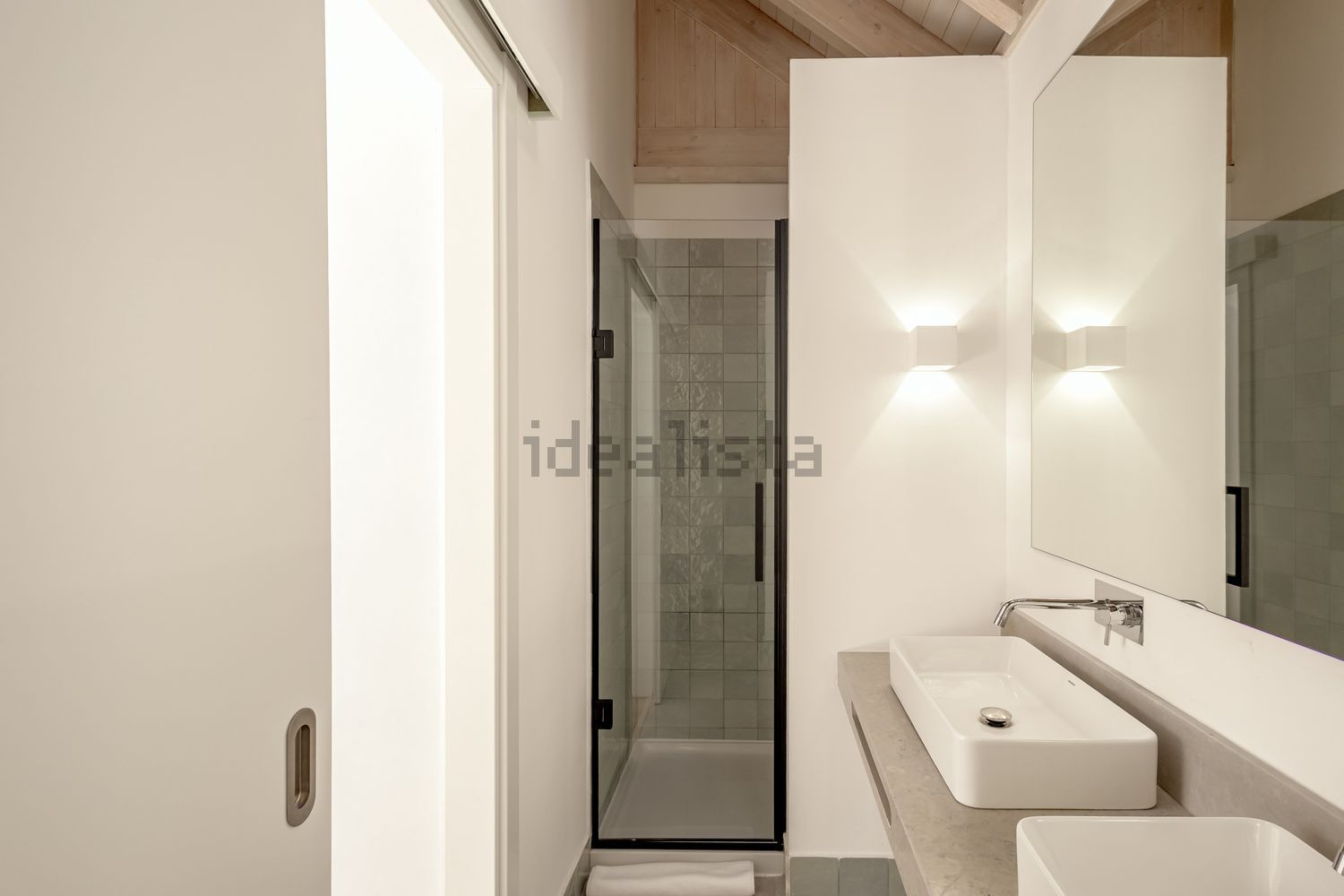 小楼房或独栋别墅出售在Rua das Cegonhas - 卫生间