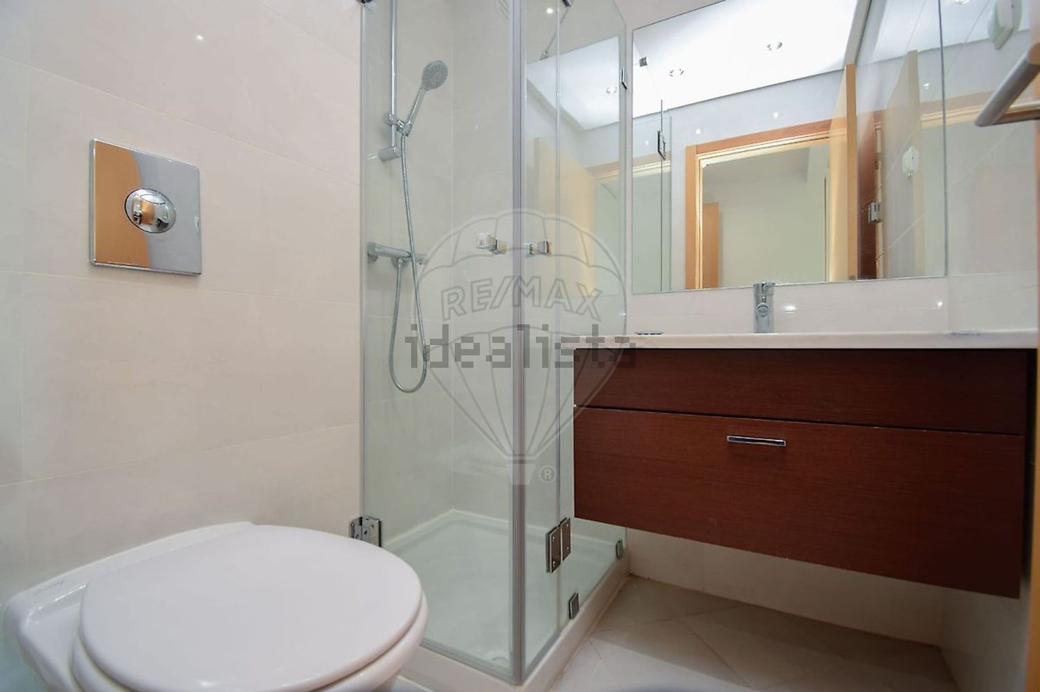 公寓 t4出售在Praça da Concórdia - 卫生间