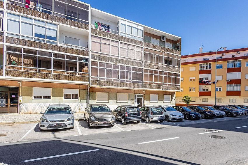 公寓 t3出售在Rua Doutor Emídio Guilherme Garcia Mendes