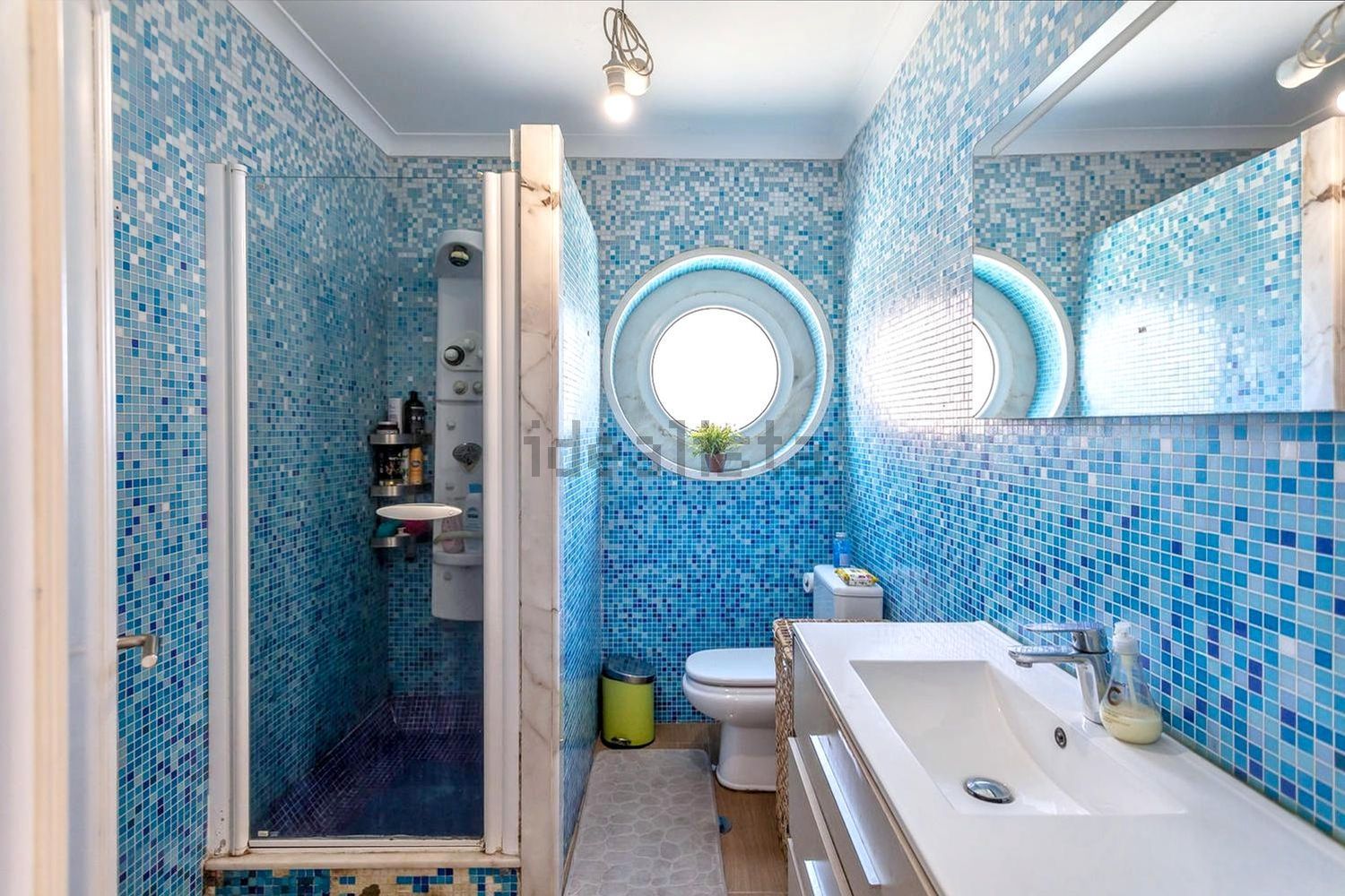 小楼房或独栋别墅出售在Rua dos Pintassilgos, 3 - 卫生间