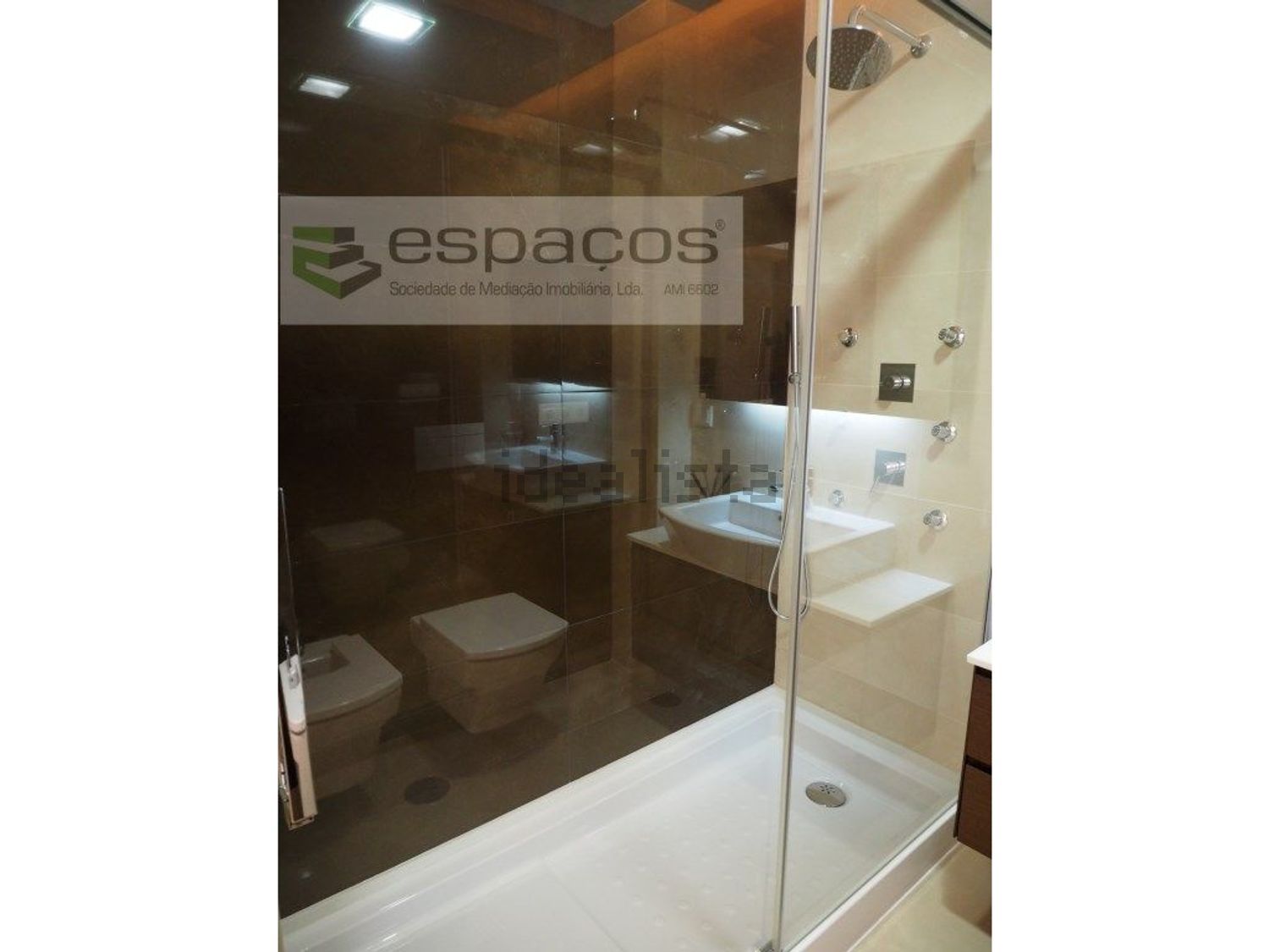 出租公寓 t4在Santa Iria de Azoia - São João da Talha - Bobadela - 卫生间