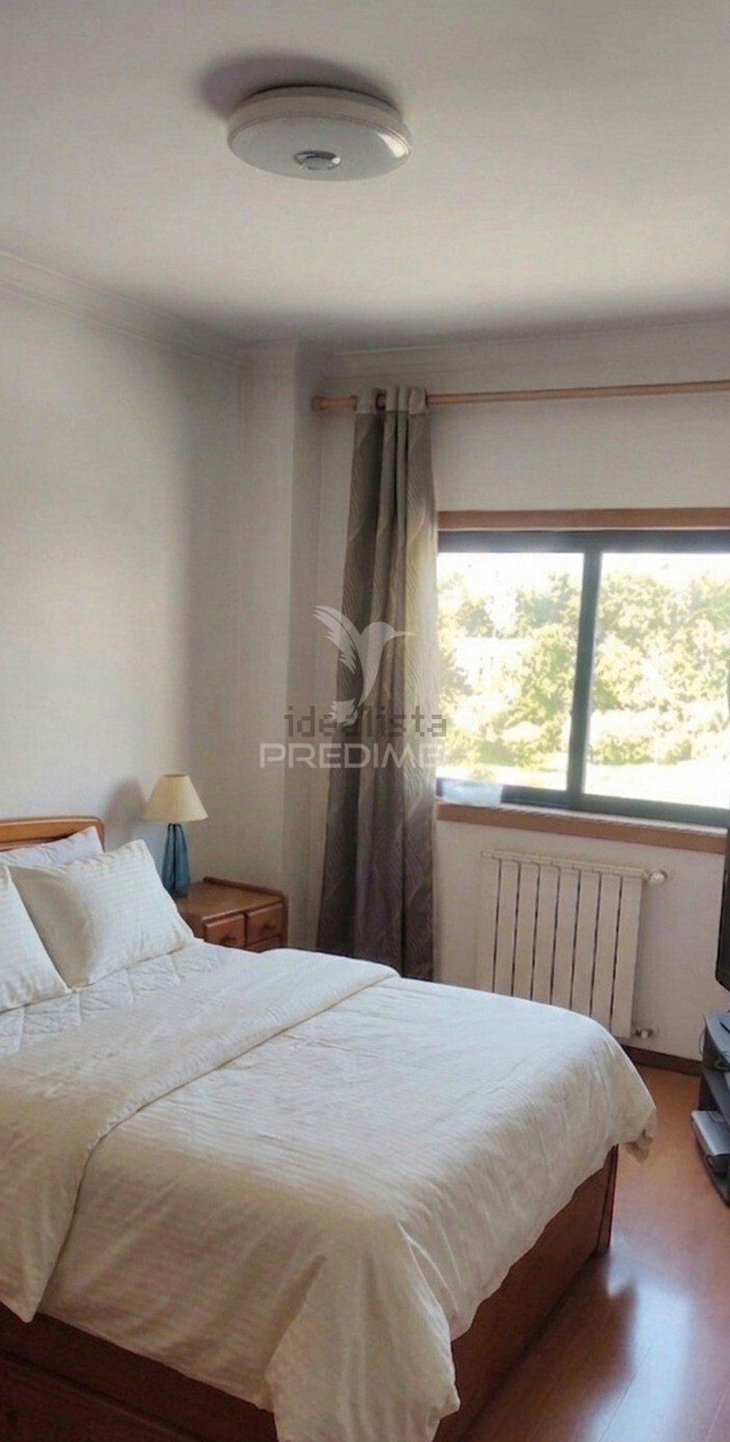 公寓 t2出售在Santo António dos Cavaleiros e Frielas - 卧室