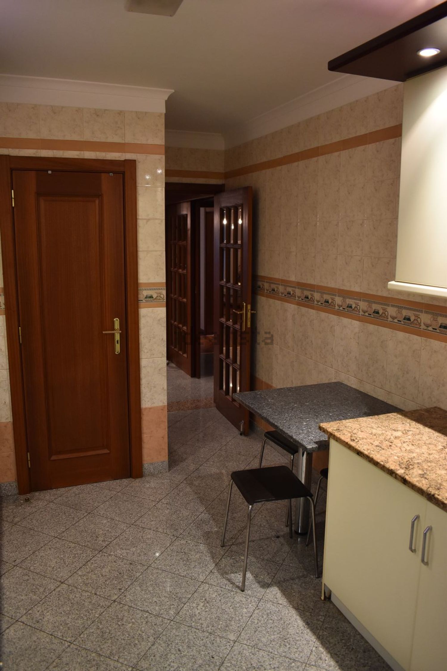 出租公寓 t2在Rua Comandante Cousteau, 8 - 厨房