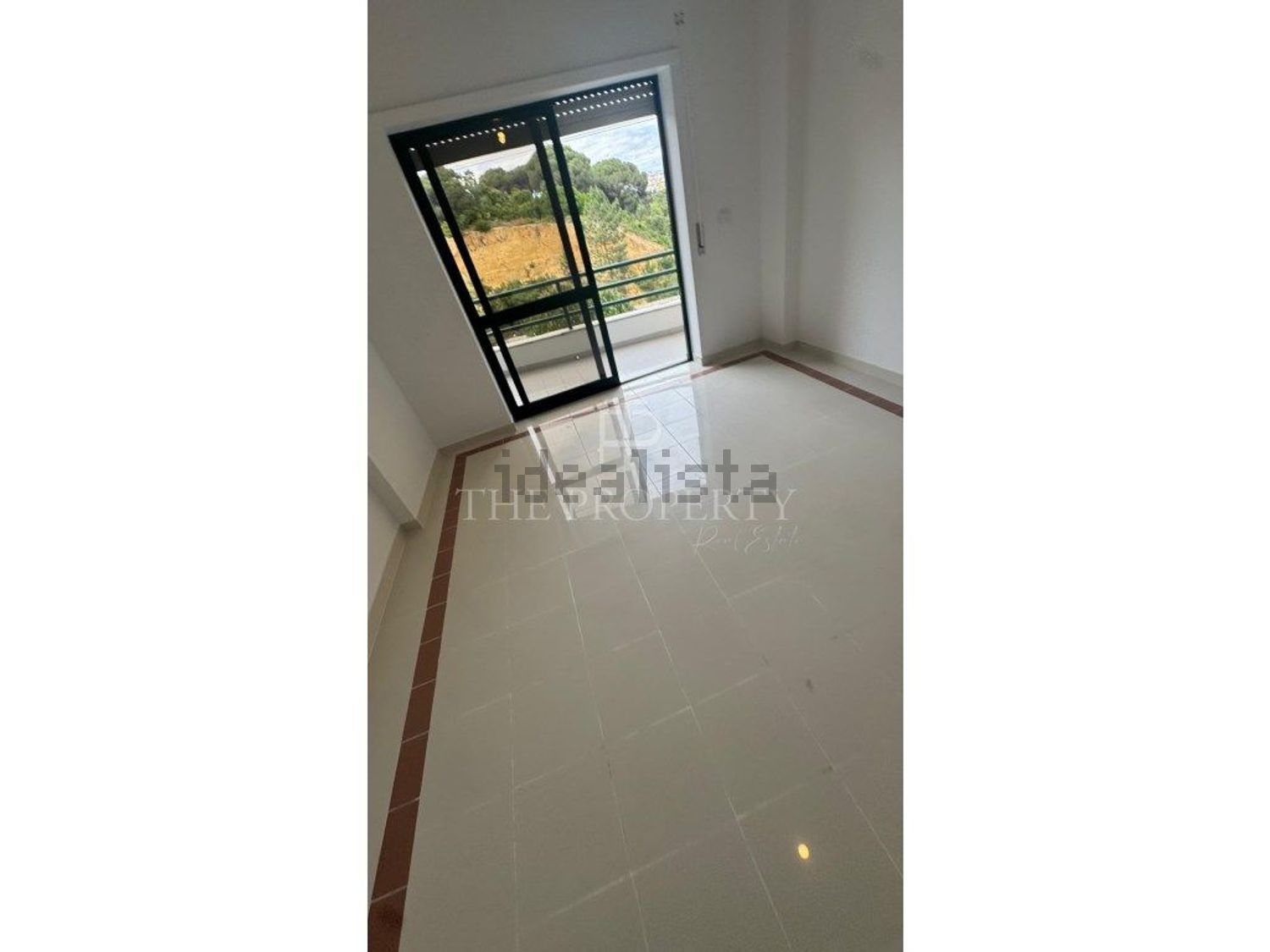 公寓 t3出售在Avenida Arsenal do Alfeite - 客厅