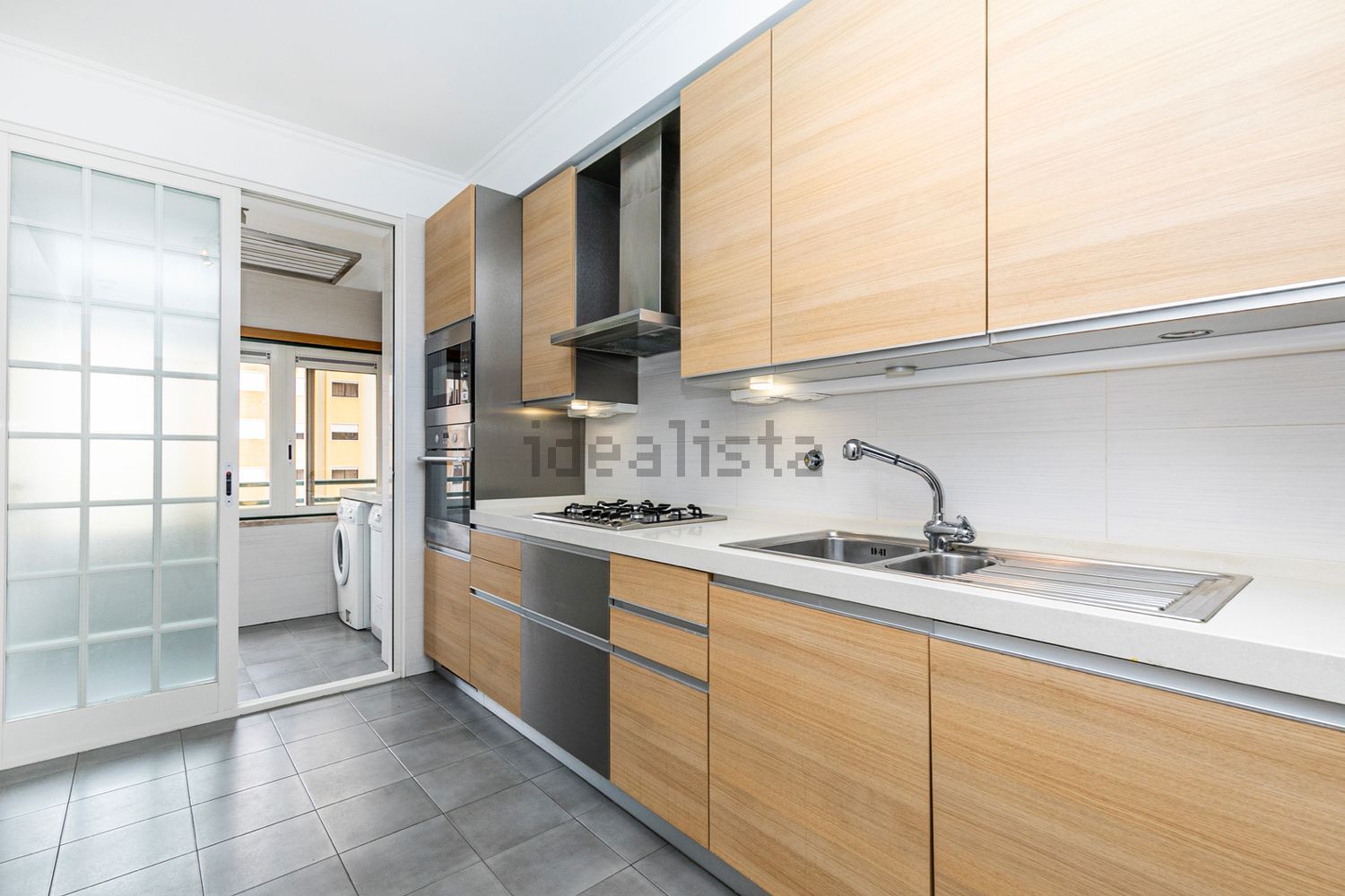 出租公寓 t1在Avenida das Nações Unidas, 24 - 厨房