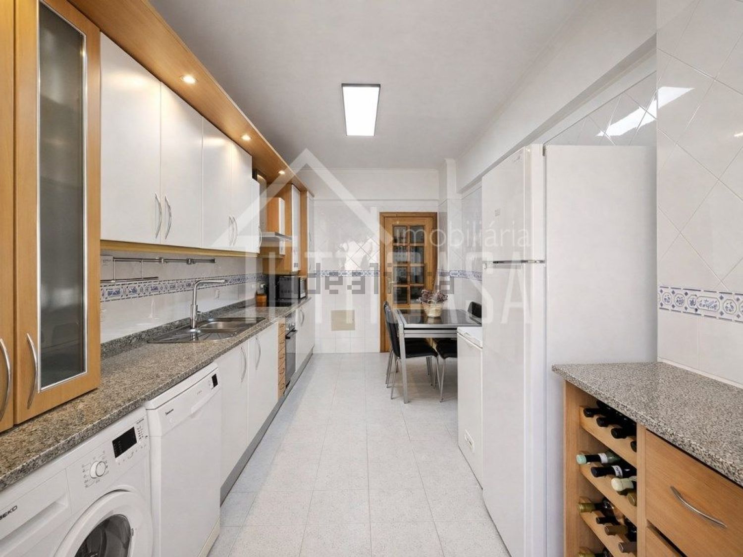 公寓 t2出售在Rua Francisco Pereira Júnior - 厨房