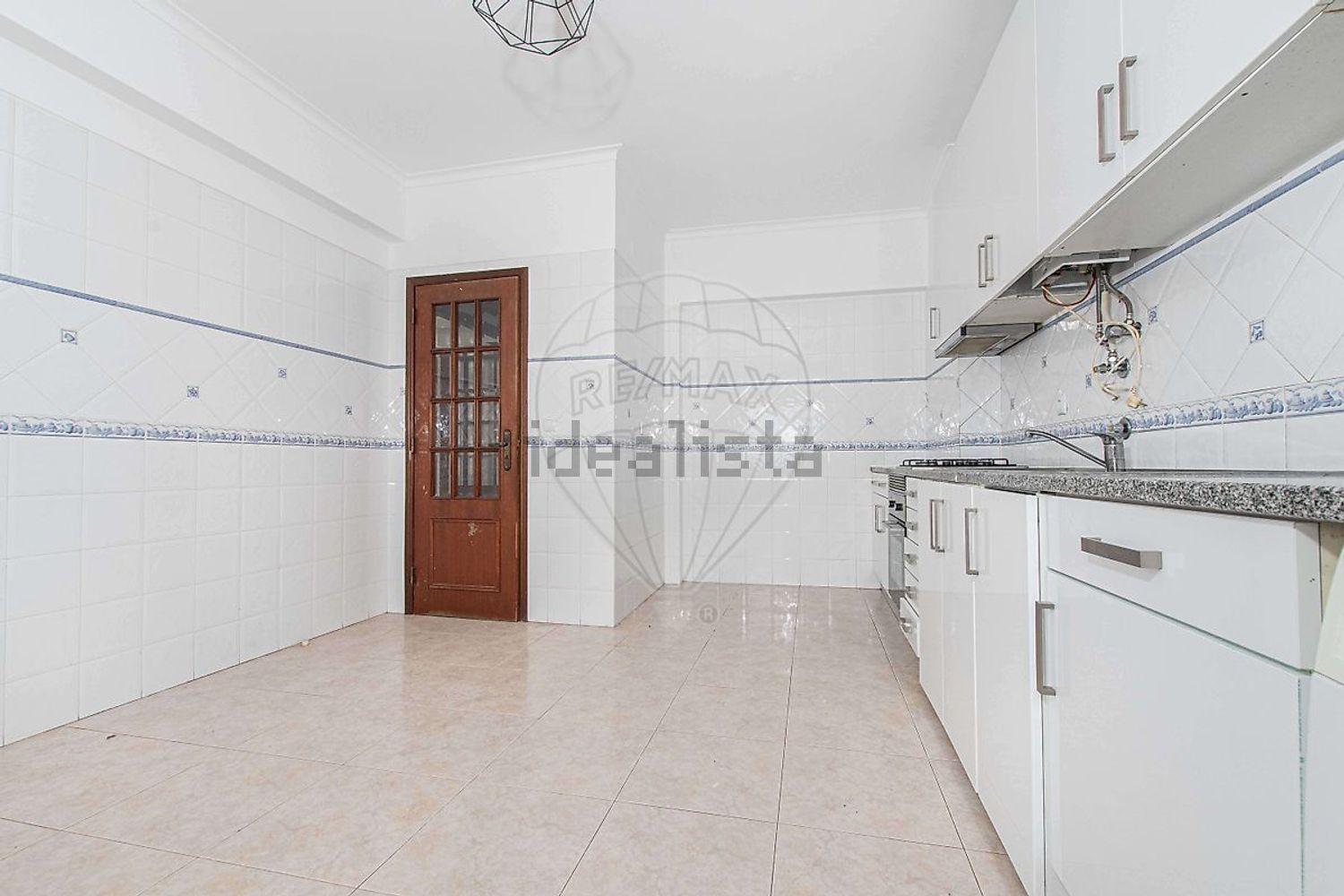 出租公寓 t2在Rua de Padre António Bianchi - 厨房