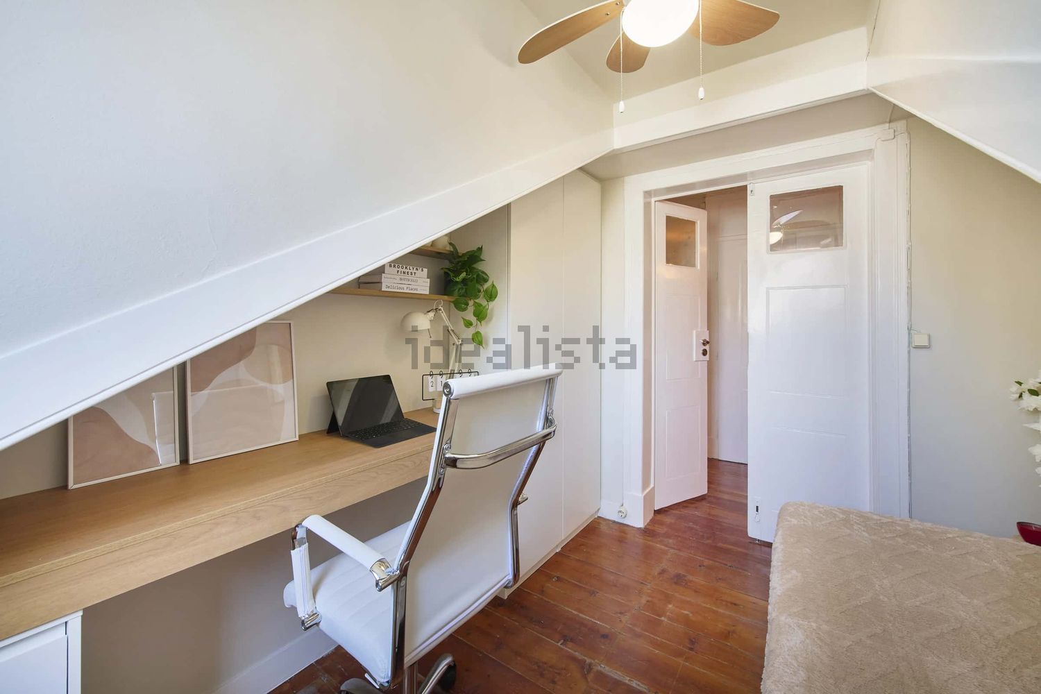 出租房间在Largo Vitorino Damásio, 2 - 照片