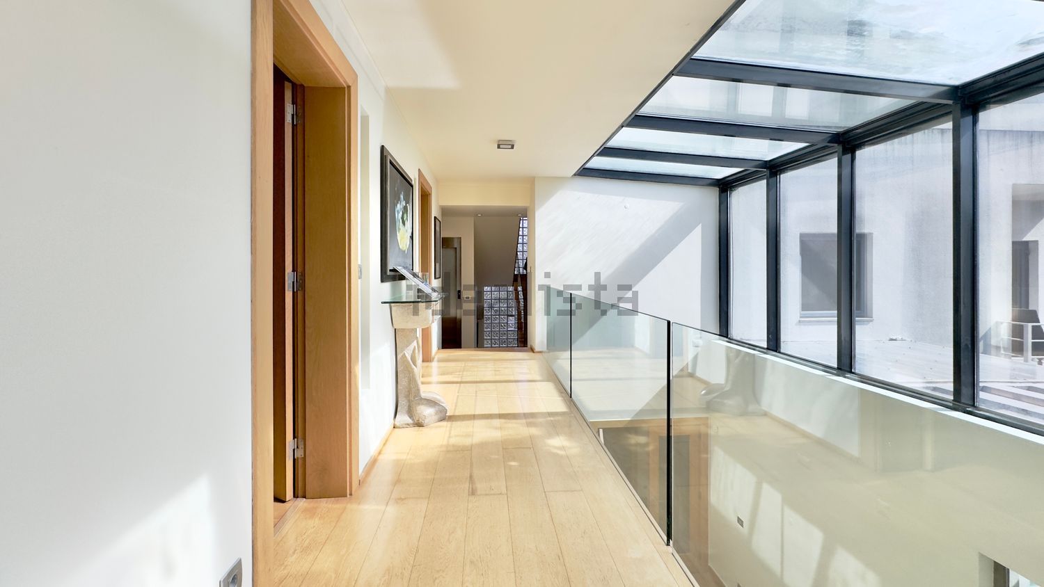 小楼房或独栋别墅出售在Rua B1 da Quinta dos Alcoutins, 10 - 过道