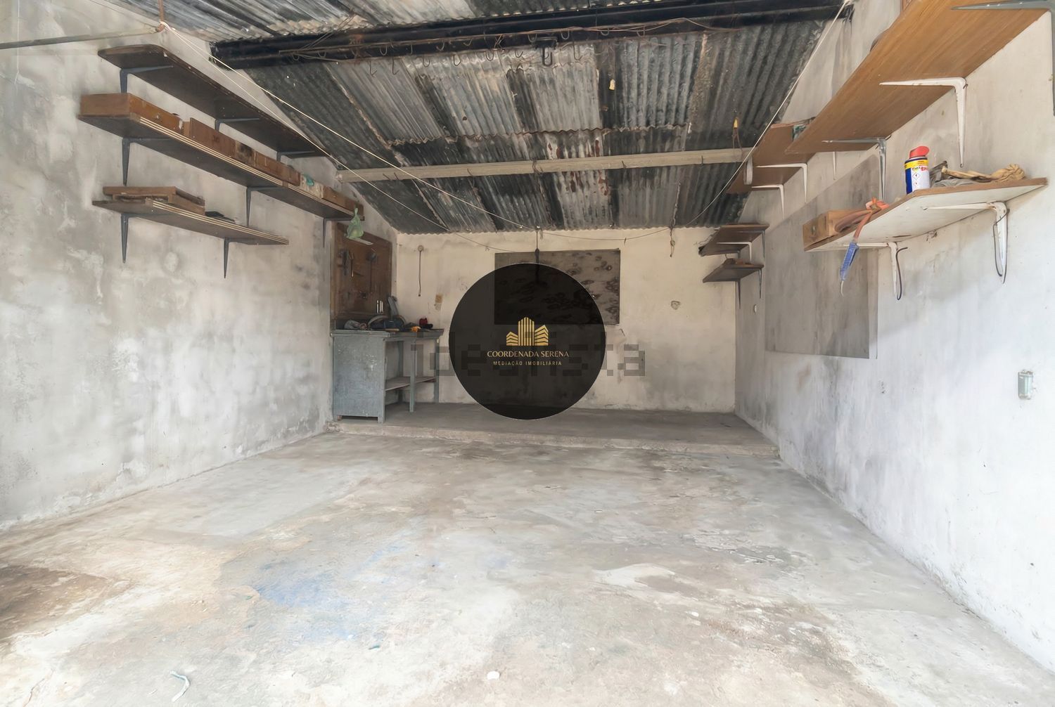 小楼房或独栋别墅出售在Cascalheira - Venda do Alcaide - 停车位