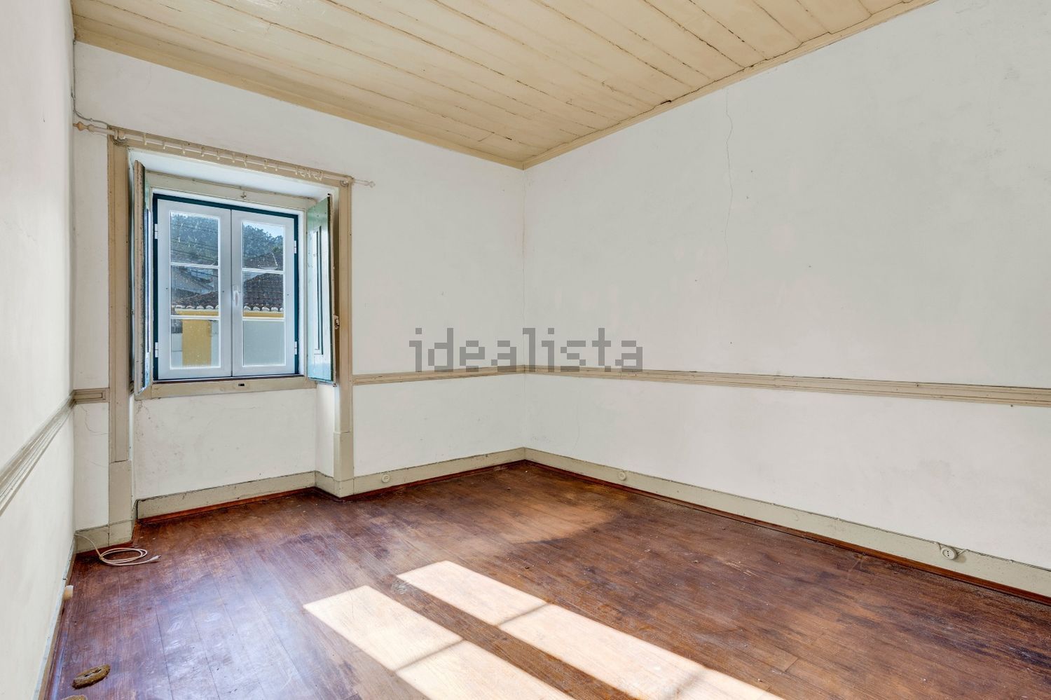 小楼房或独栋别墅出售在Rua Direita - 居住