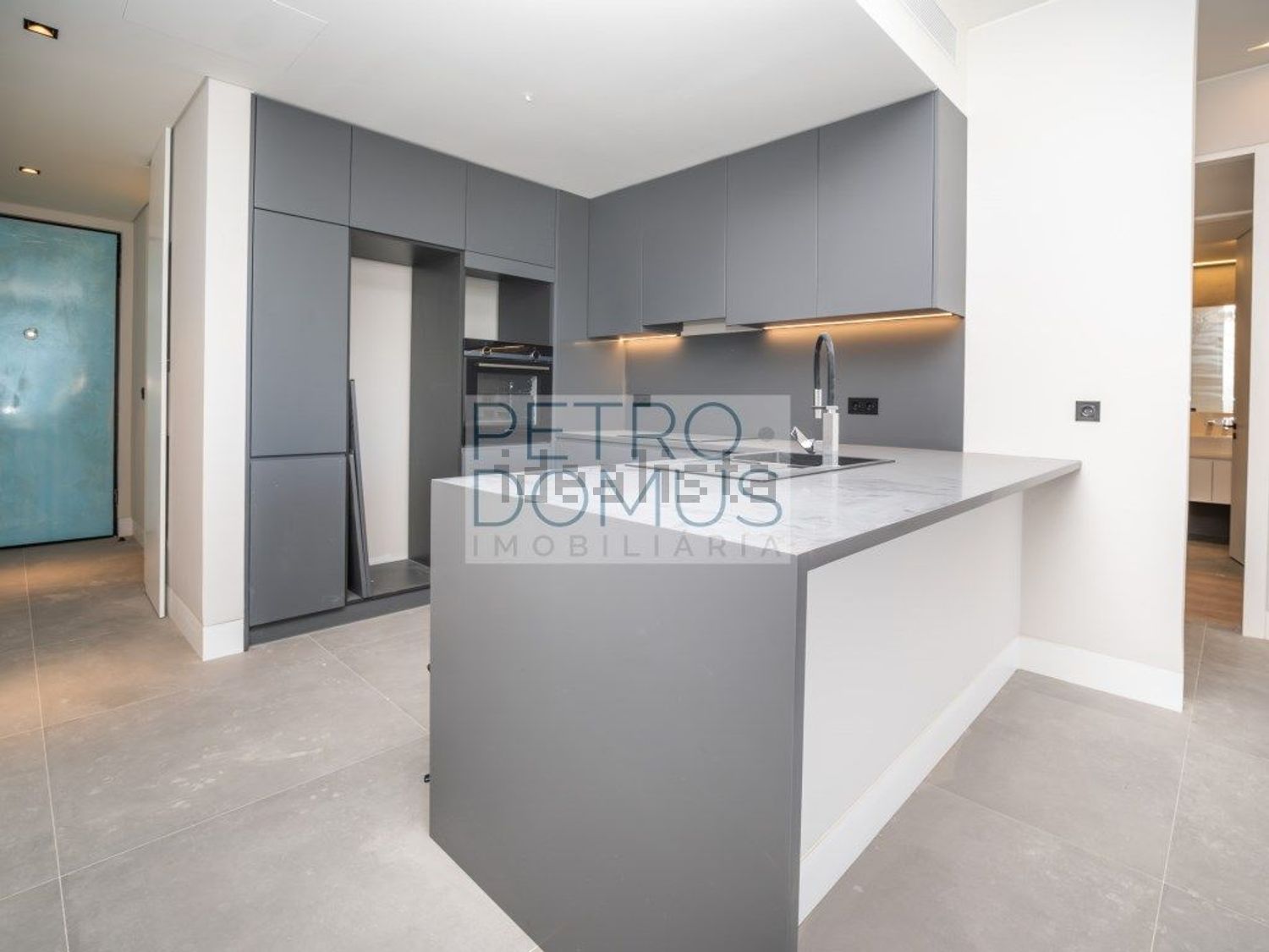 公寓 t2出售在Rua Padre Francisco António Ferreira - 厨房