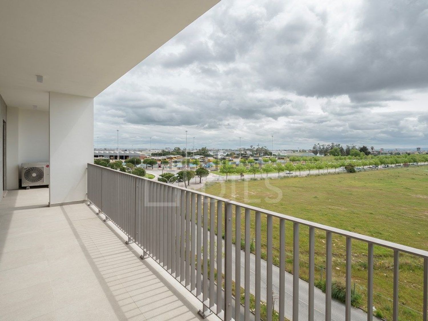 出租公寓 t3在Avenida Álvaro Cunhal - 露台