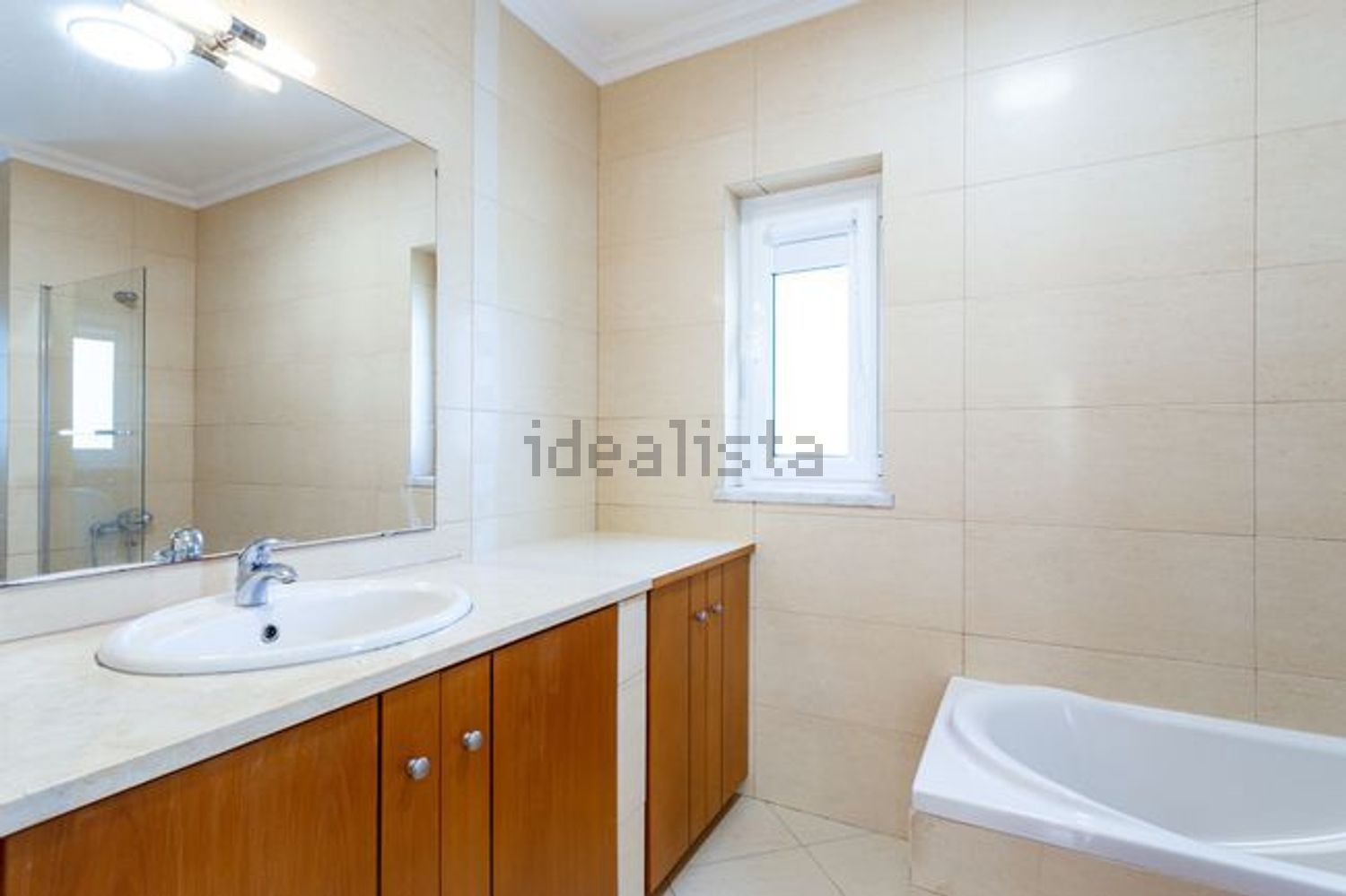 小楼房或独栋别墅出售在Travessa da Fé - 卫生间