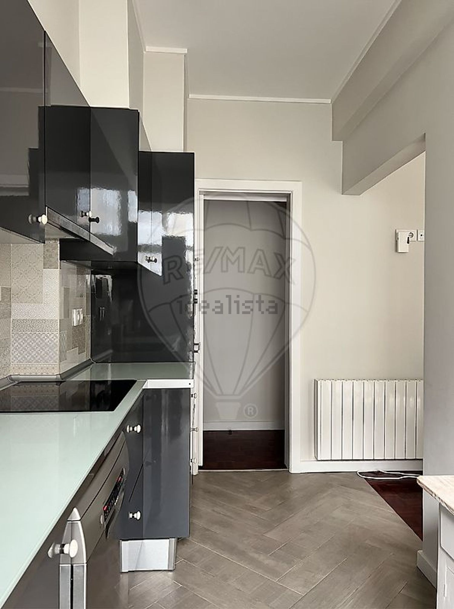 出租公寓 t2在Avenida Rainha Dona Amélia - 厨房