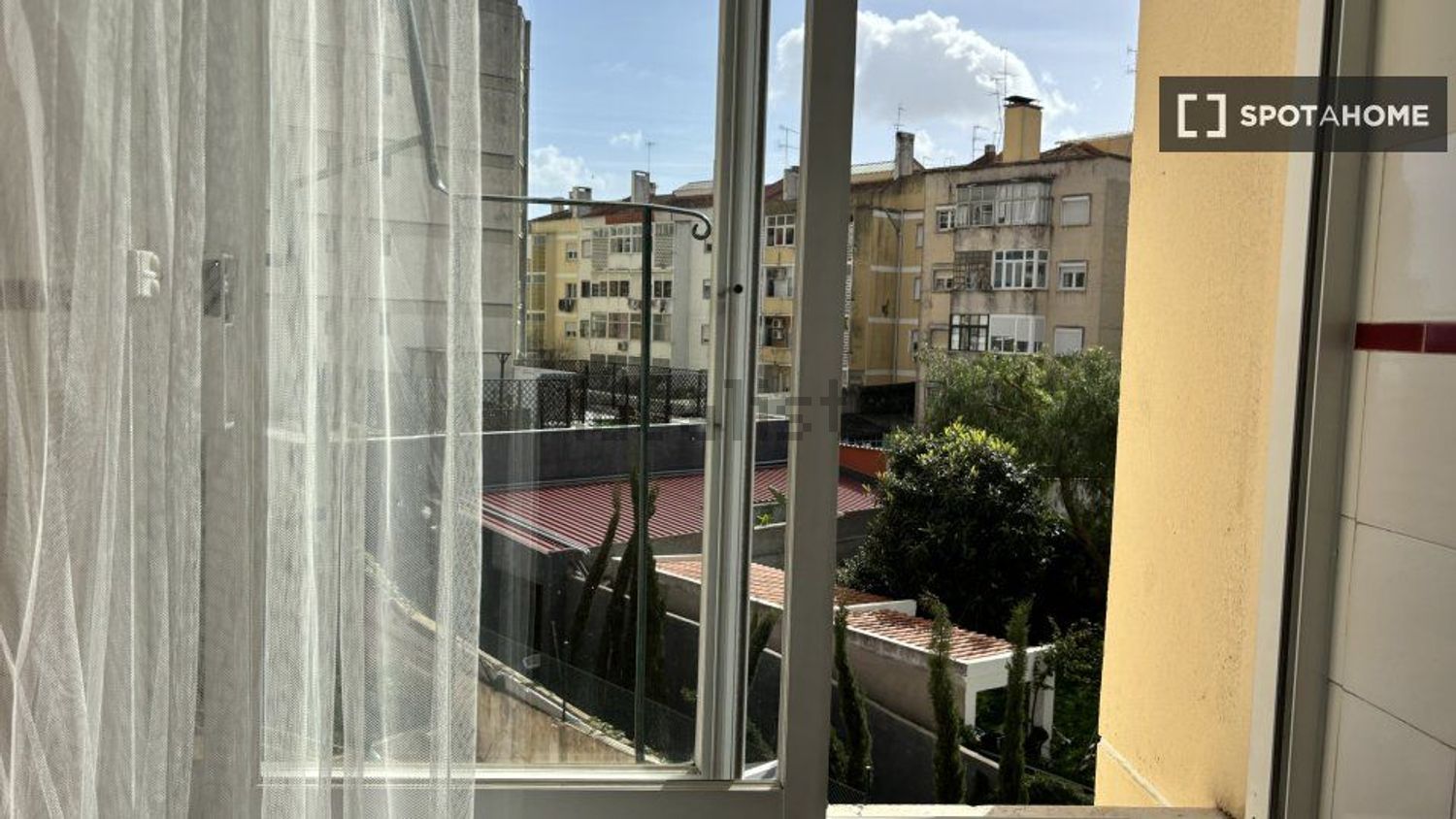 出租公寓 t1在Estrada de Benfica - 阳台