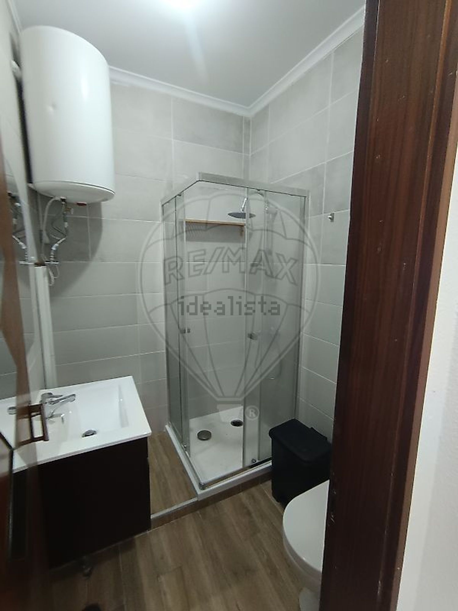 出租t0（单人公寓）在Praceta José Epifânio de Abreu - 卫生间