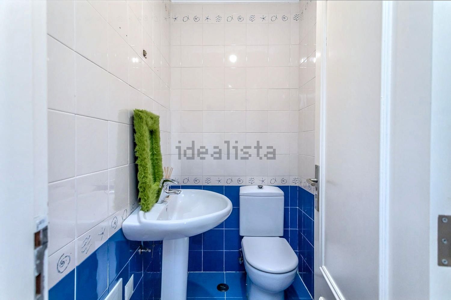 小楼房或独栋别墅出售在Rua dos Pintassilgos, 3 - 卫生间