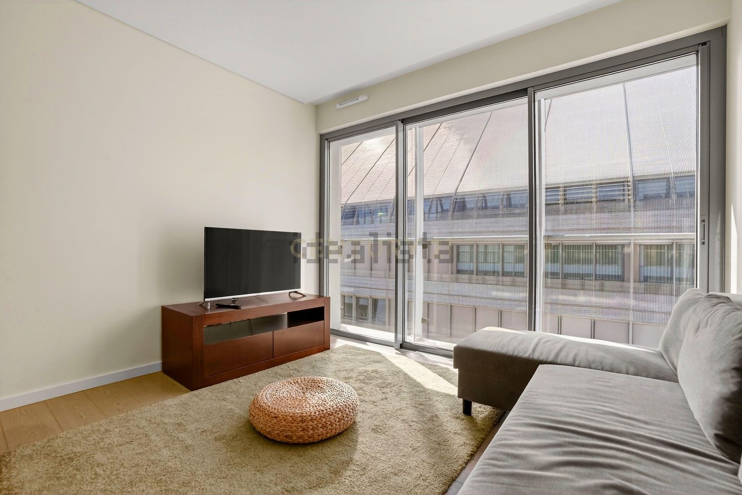 出租公寓 t1在Rua Madalena Iglésias s/n - 客厅