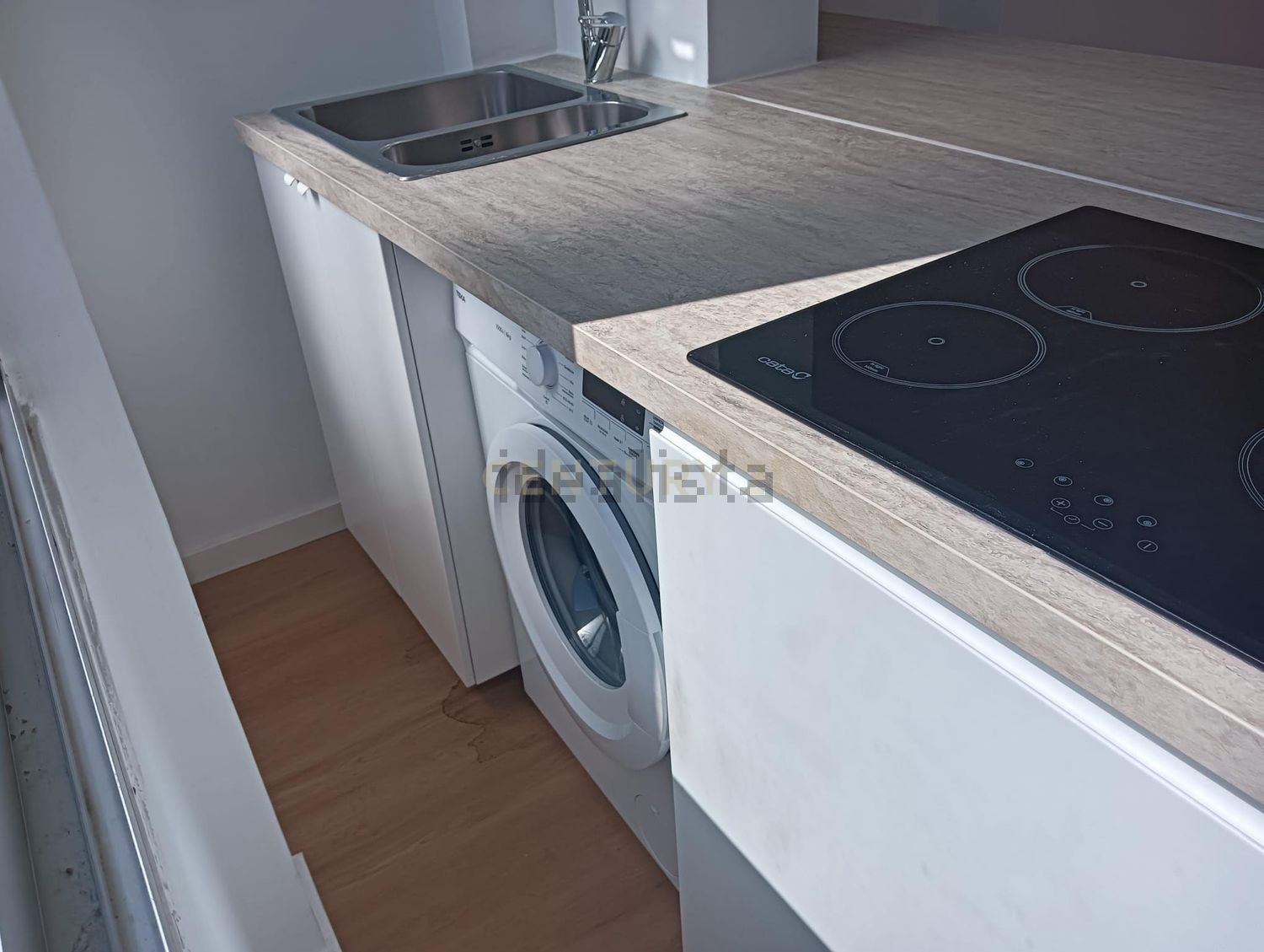 出租公寓 t1在Rua Dom Dinis, 19 - 厨房