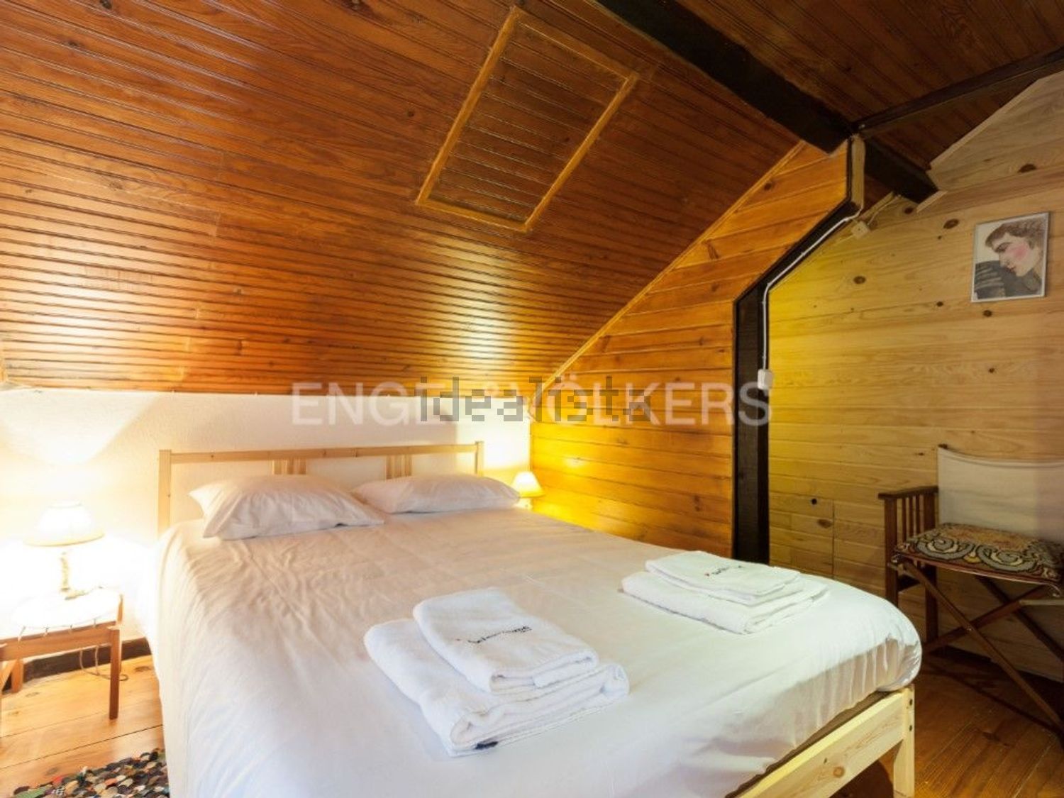 小楼房或独栋别墅出售在Dois Portos e Runa - 卧室