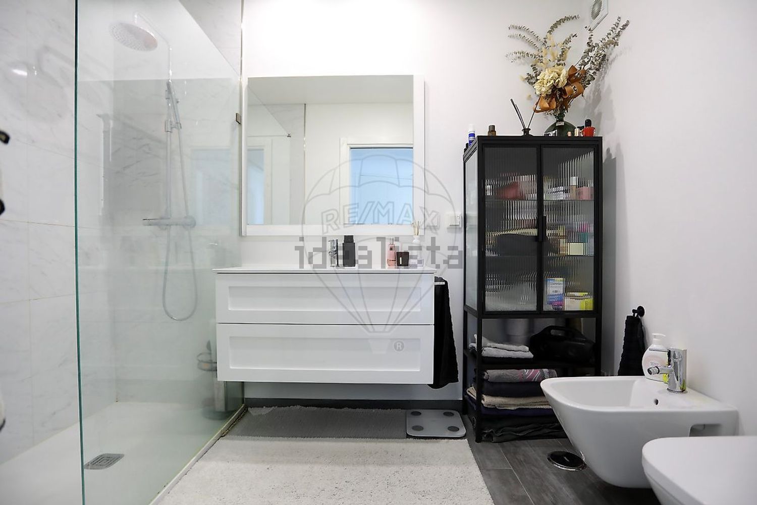 公寓 t2出售在Rua de Santa Teresa - 客厅