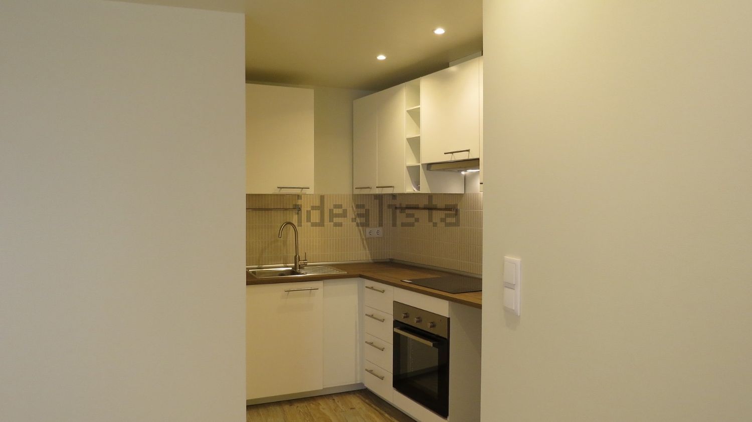 出租公寓 t1在Rua 7 de Junho de 1759, 4 - 厨房