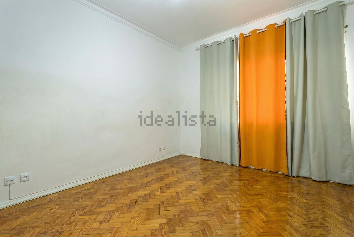 公寓 t3出售在Rua Pedro Nunes - 客厅