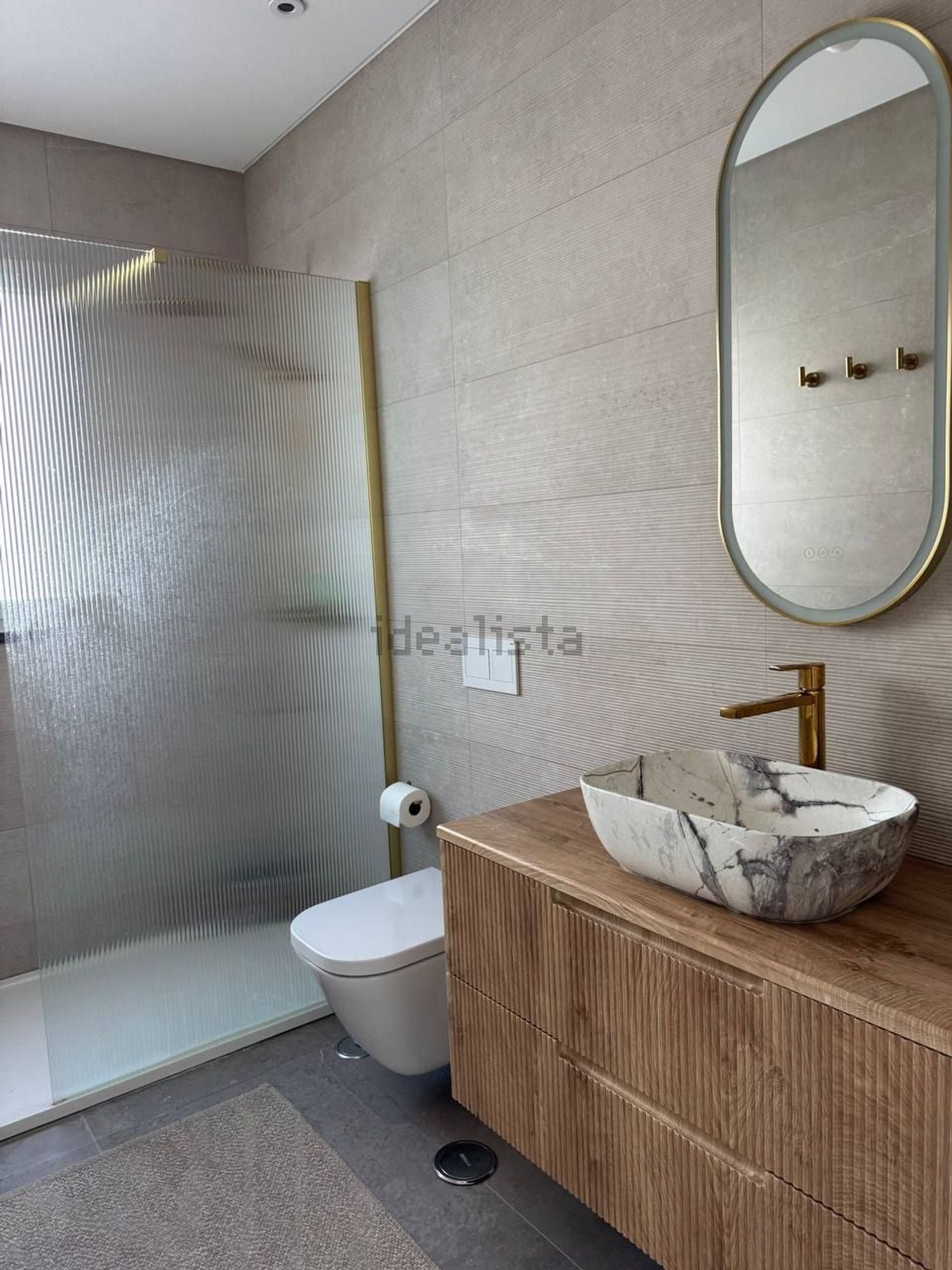 小楼房或独栋别墅出售在Igreja Nova e Cheleiros - 卫生间