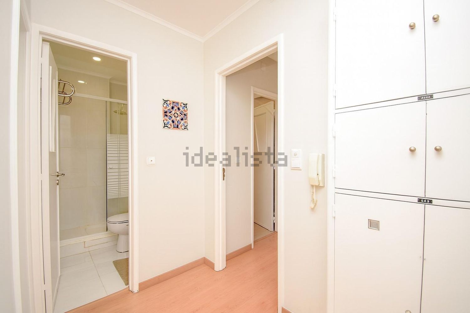 出租房间在Rua do Vale de Santo António, 146 - 过道