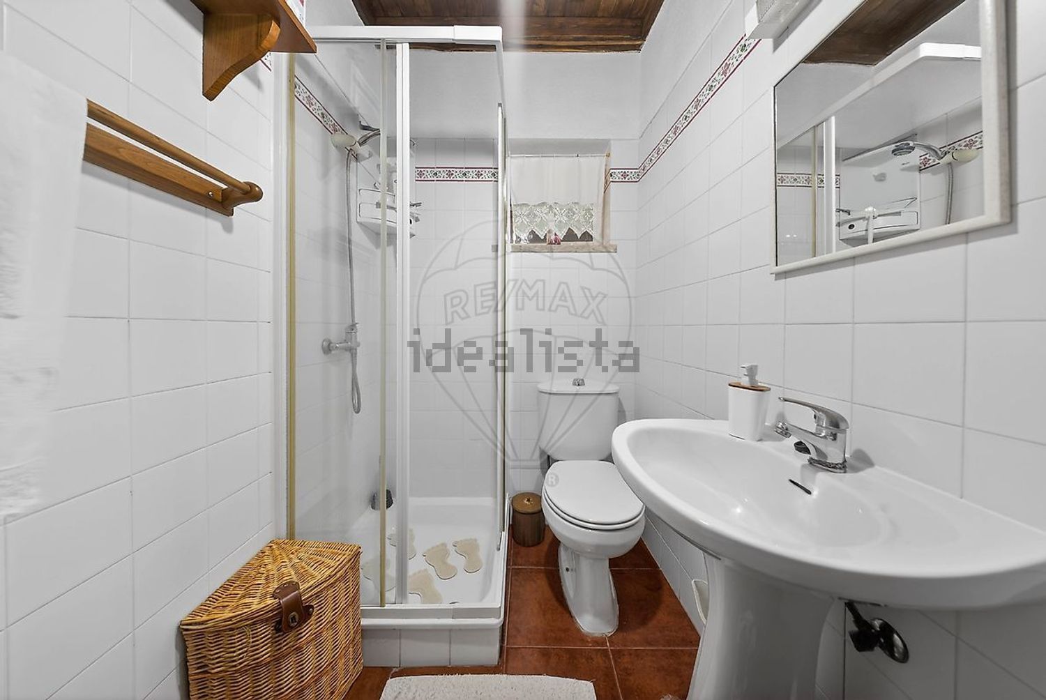 小楼房或独栋别墅出售在Rua Estreita - 卫生间