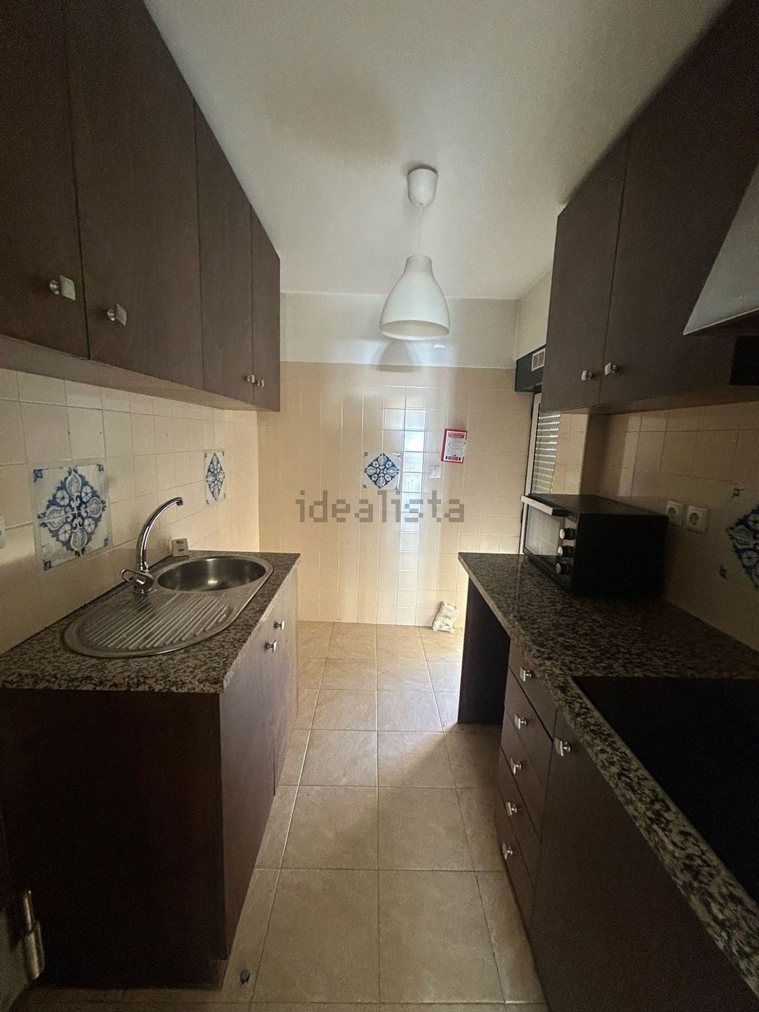 出租复式公寓在Rua da Bela Vista à Graça, 34 - 厨房