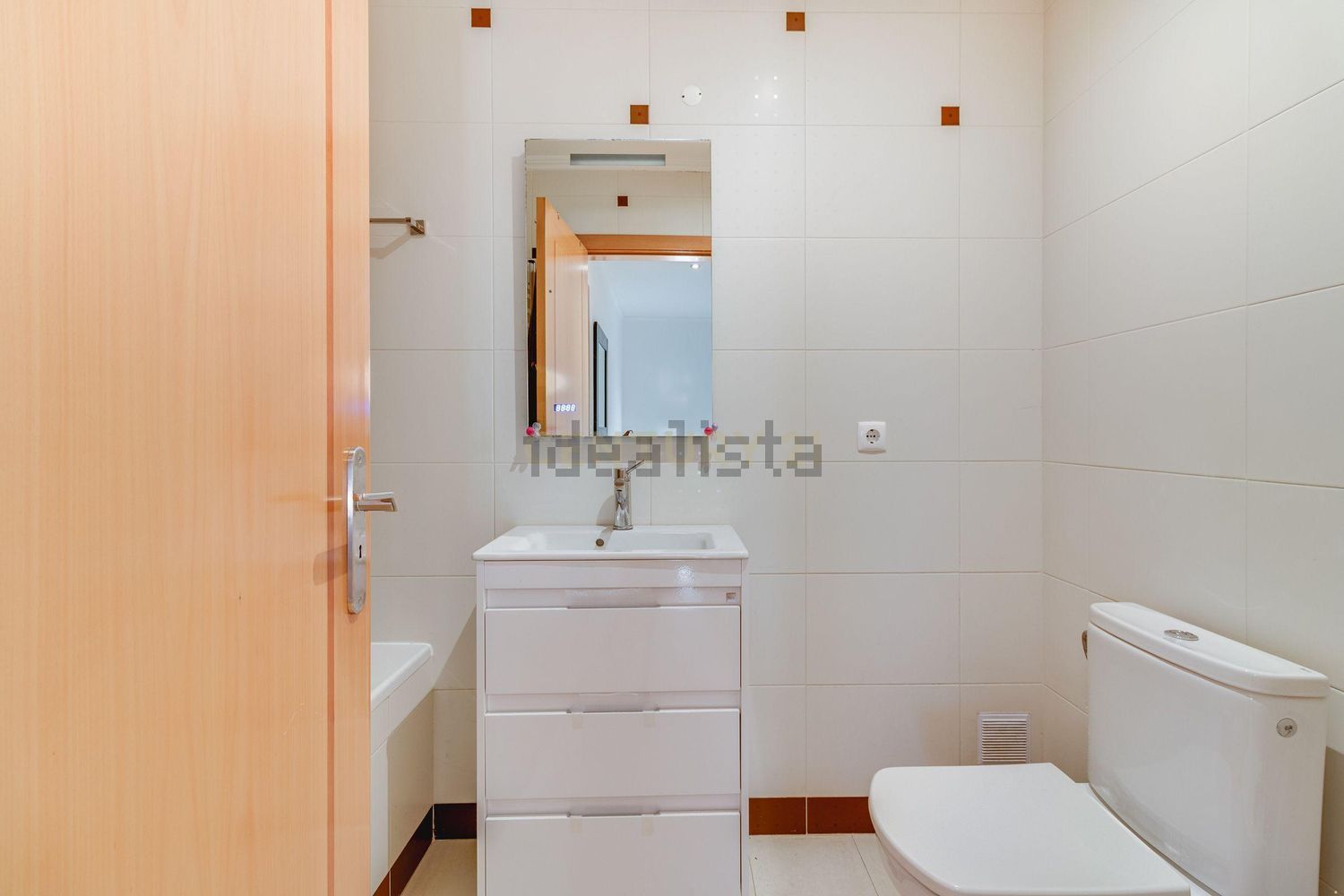 双拼别墅出售在Venda do Pinheiro e Santo Estêvão das Galés - 卫生间