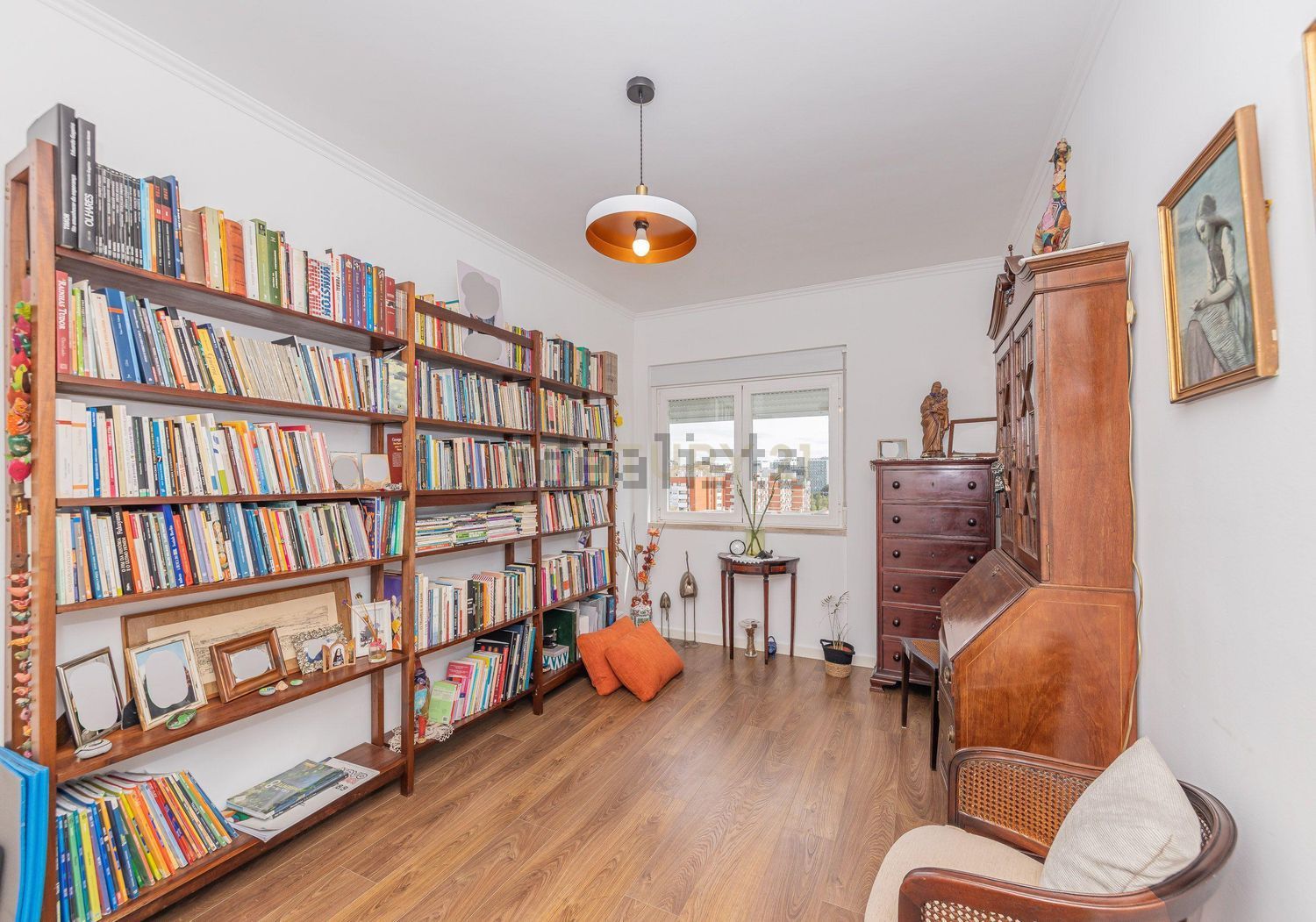 公寓 t3出售在Alto dos Moinhos - 客厅