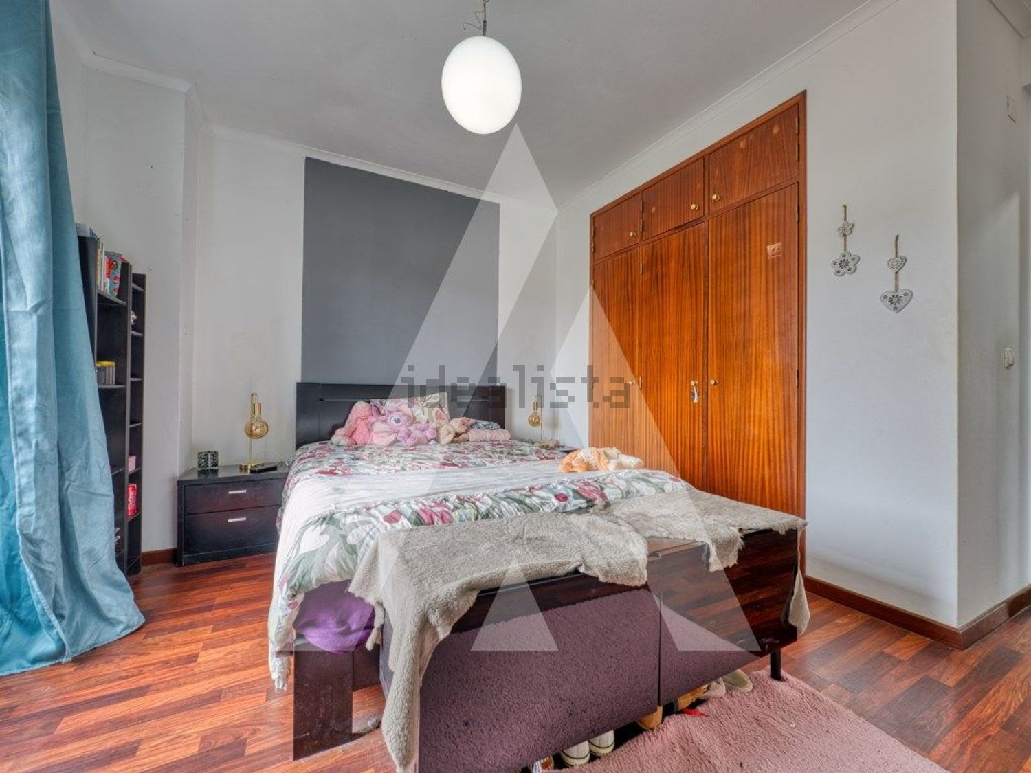 小楼房或独栋别墅出售在Lamas e Cercal - 卧室