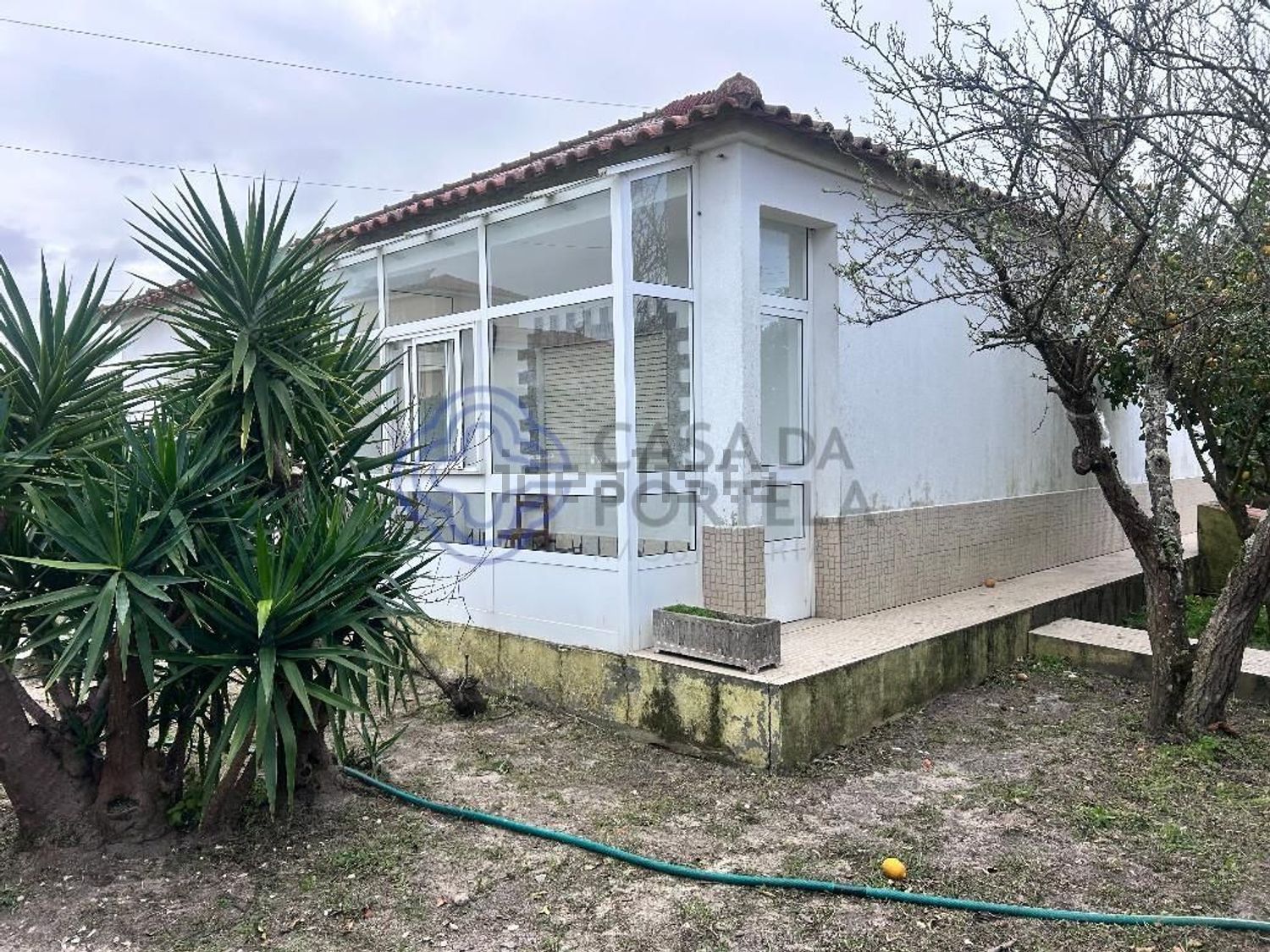 小楼房或别墅出售在Rua Primavera - 外立面