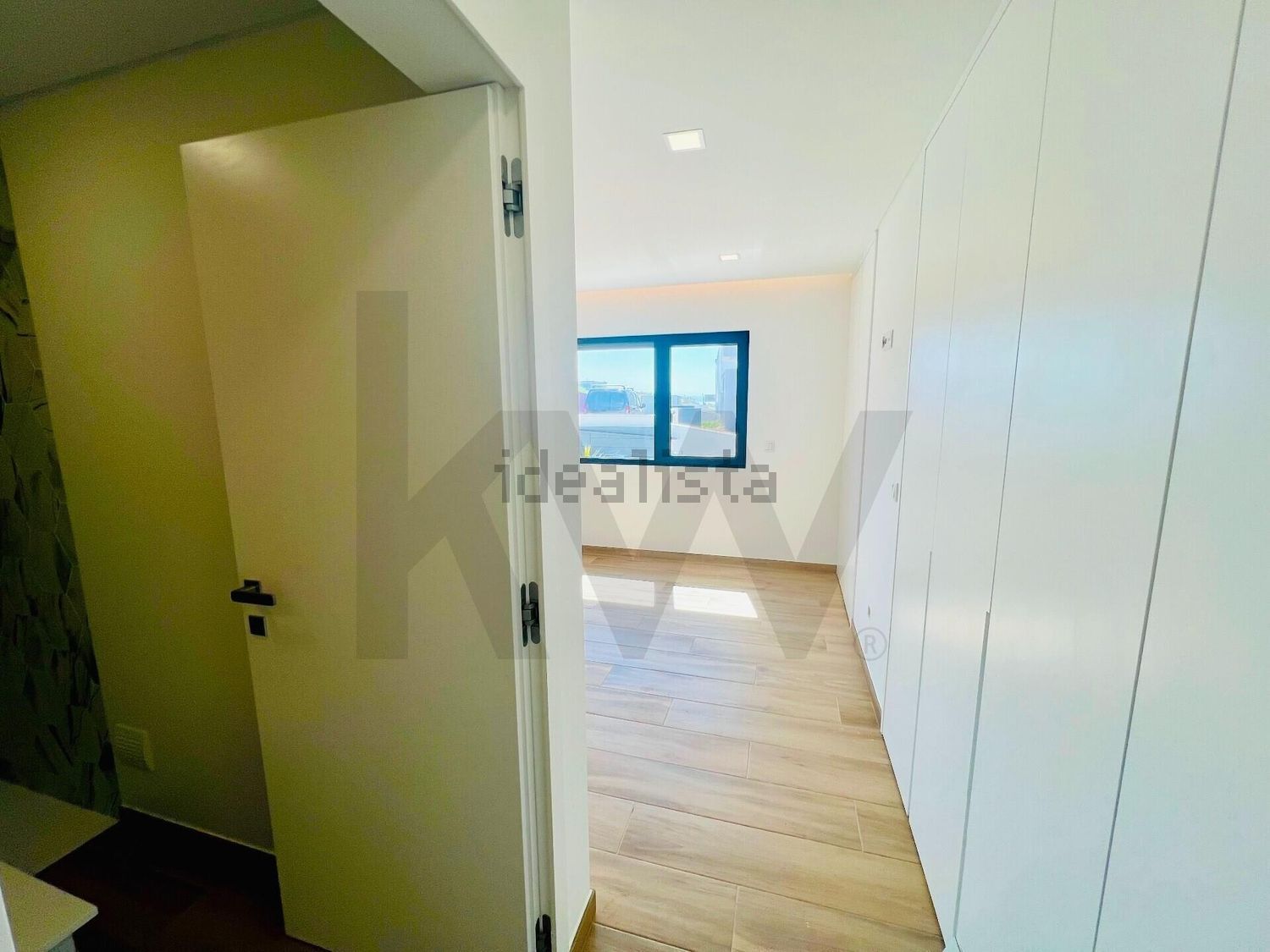 小楼房或独栋别墅出售在Rua das Salemas s/n - 过道